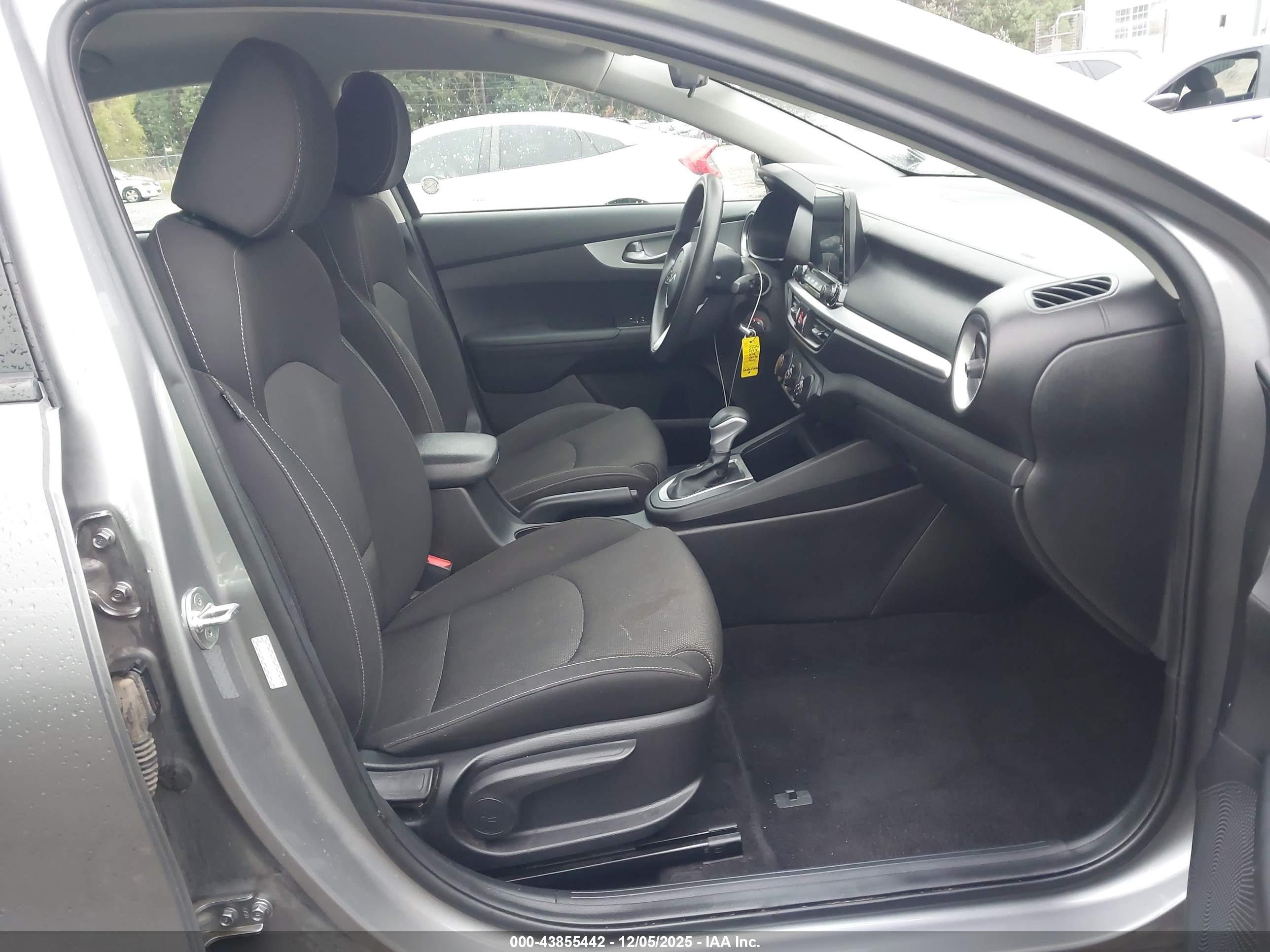 KIA FORTE image 5