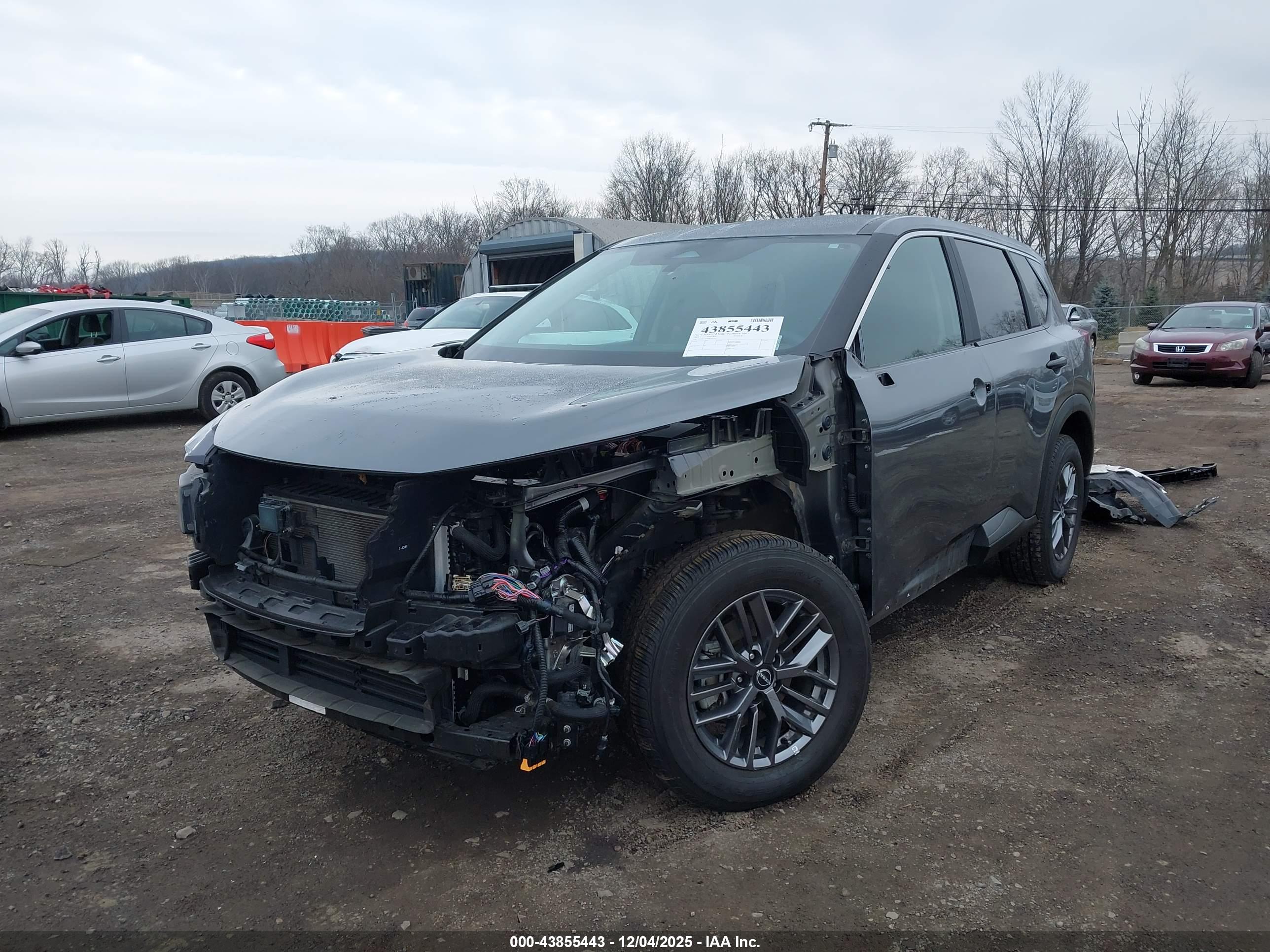 NISSAN ROGUE image 6