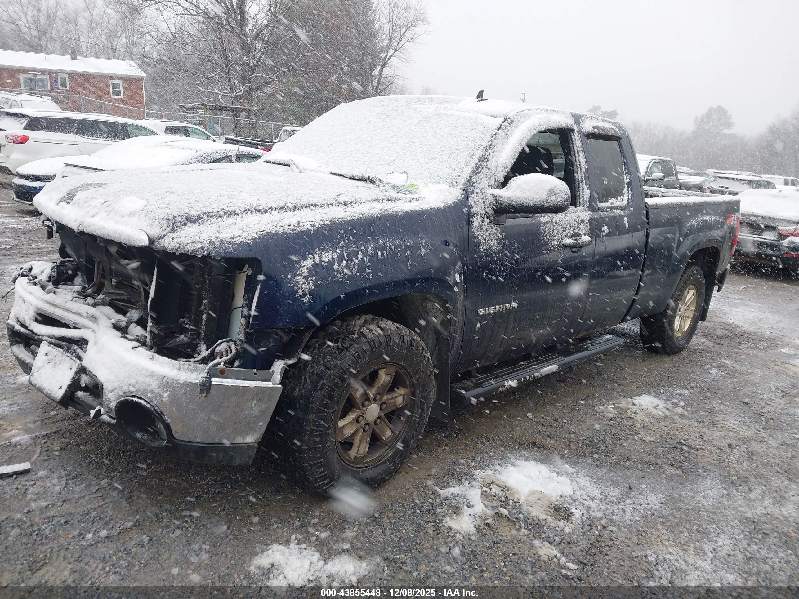 GMC SIERRA image 2