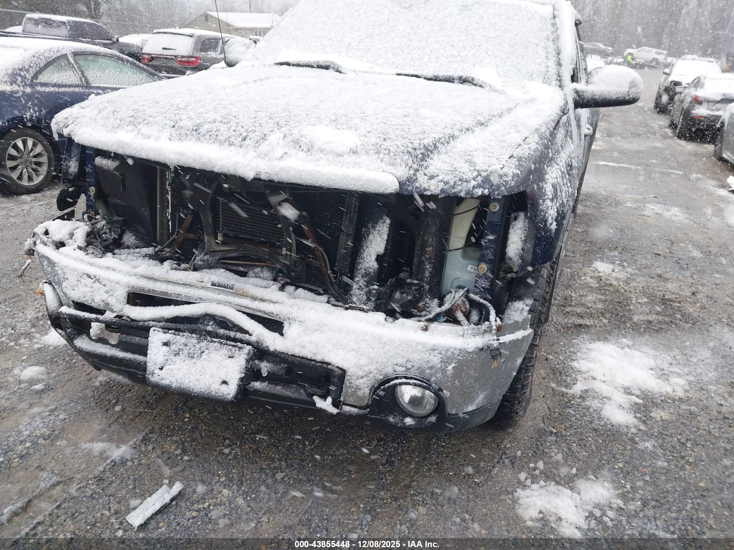 GMC SIERRA image 6