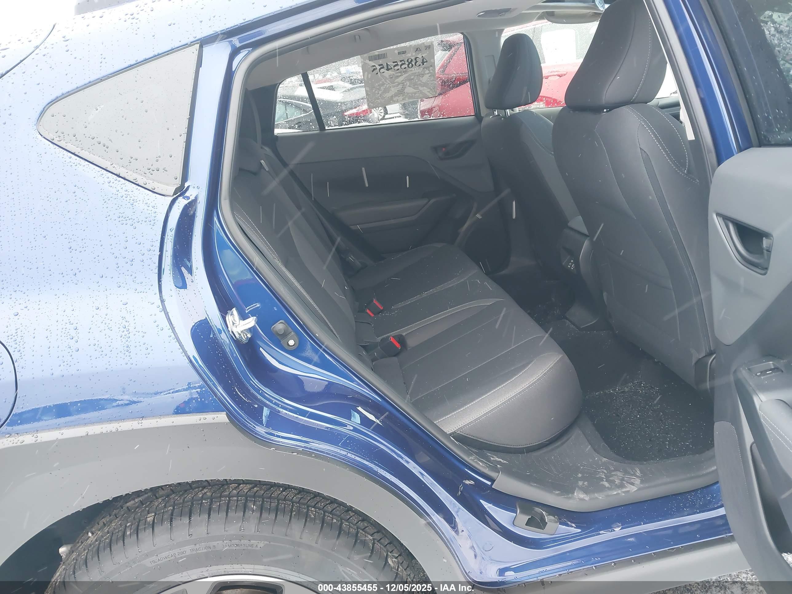 SUBARU CROSSTREK image 8