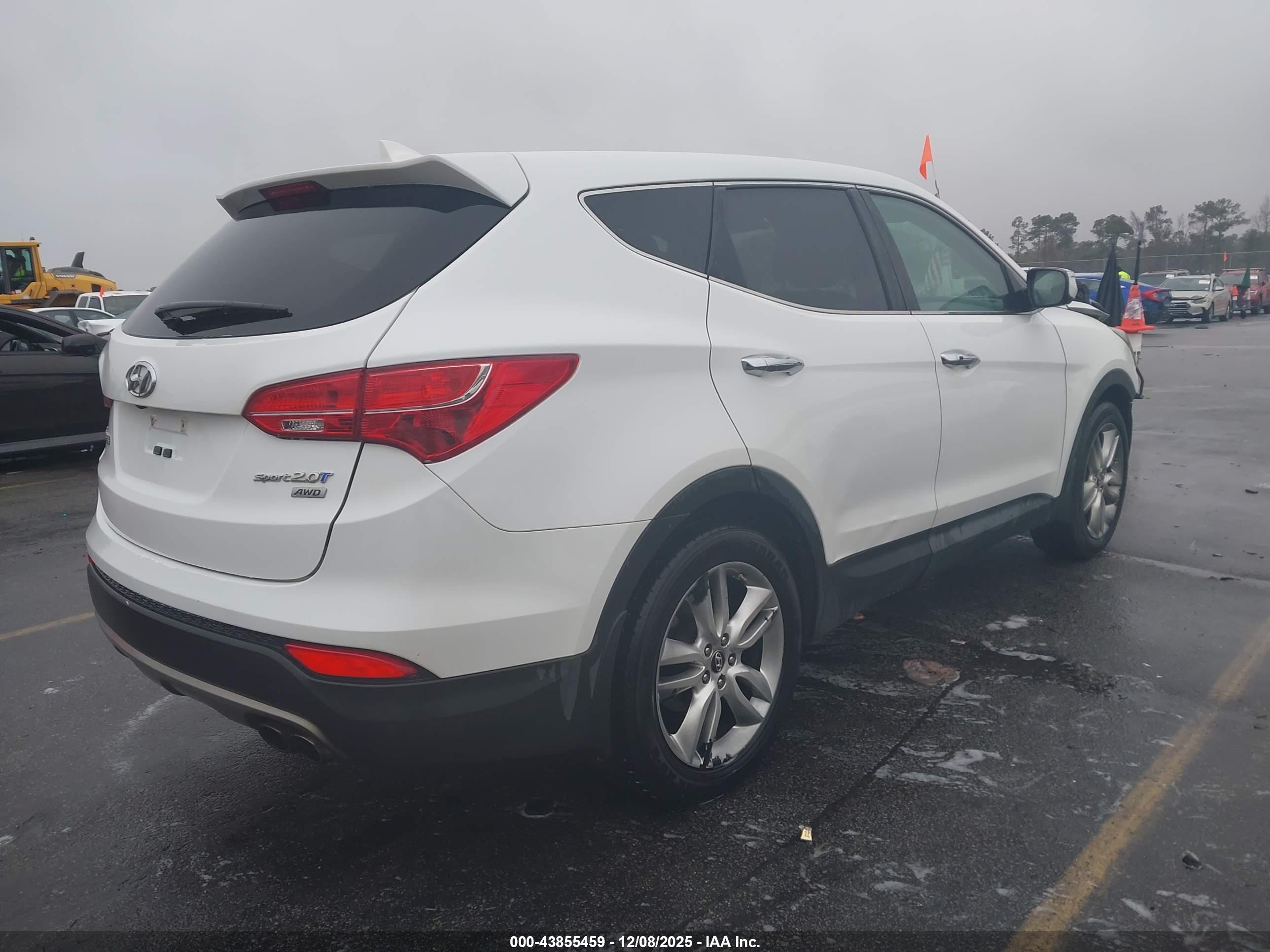 HYUNDAI SANTA image 4