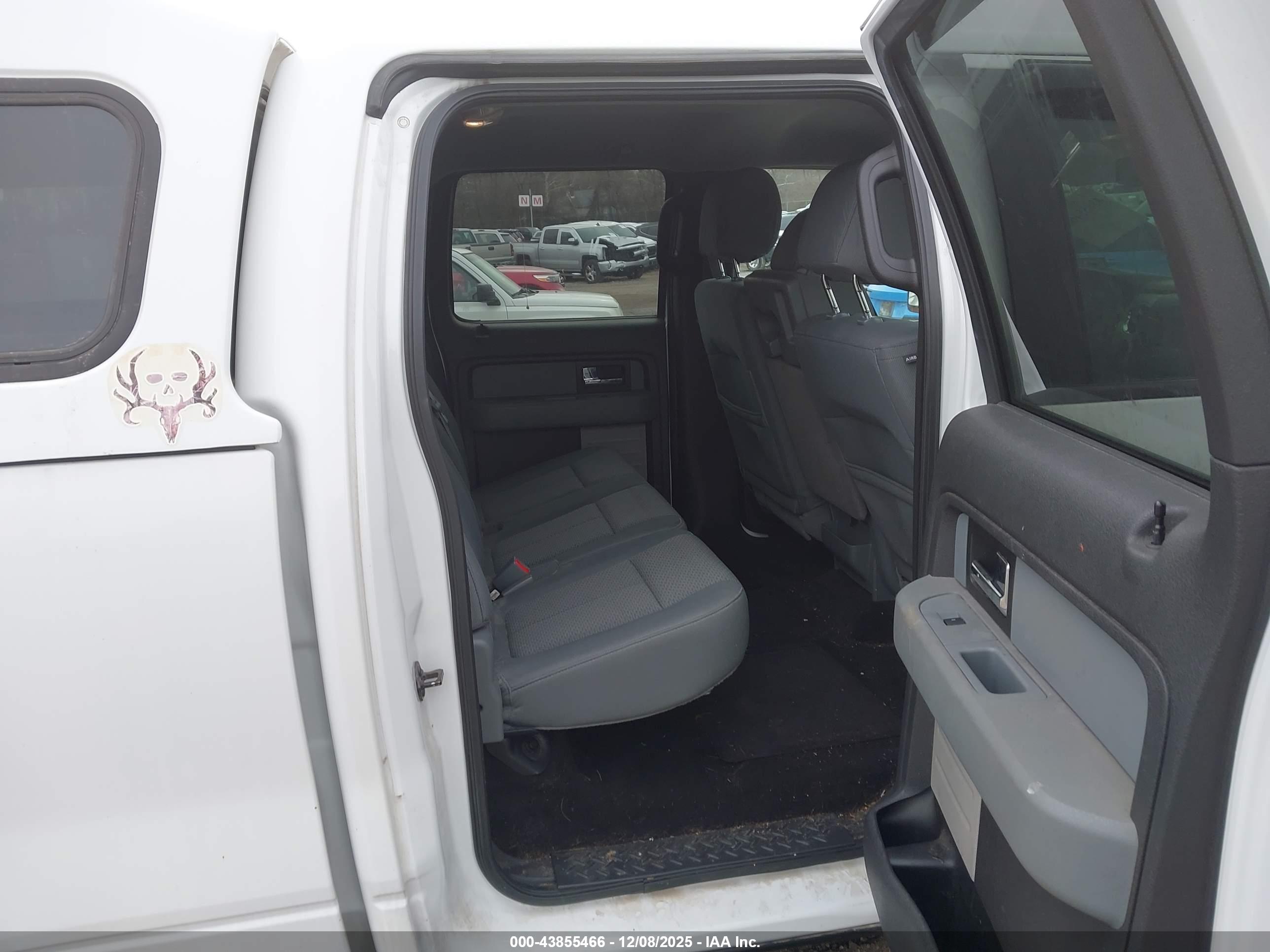 FORD F-150 image 8