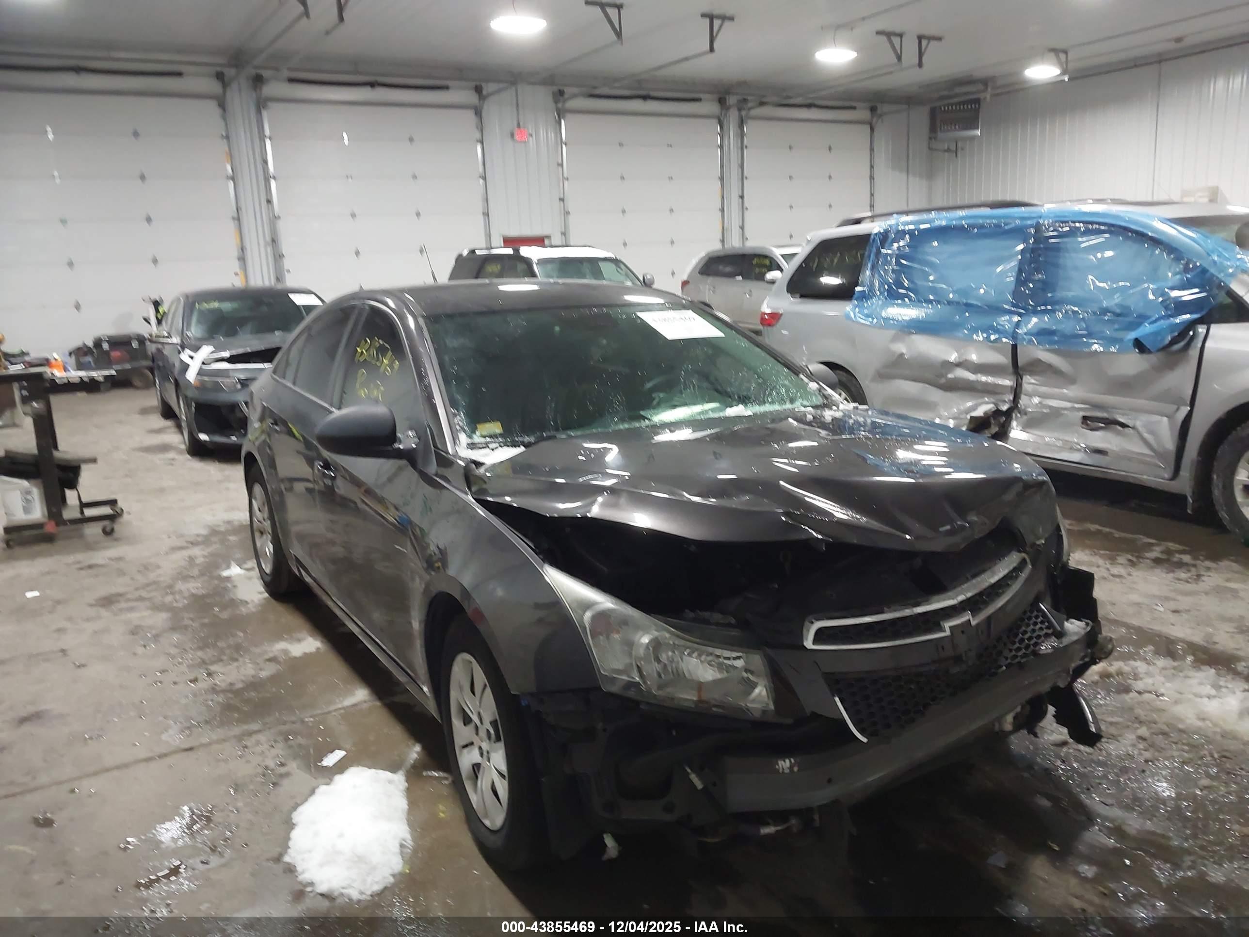 CHEVROLET CRUZE image 6