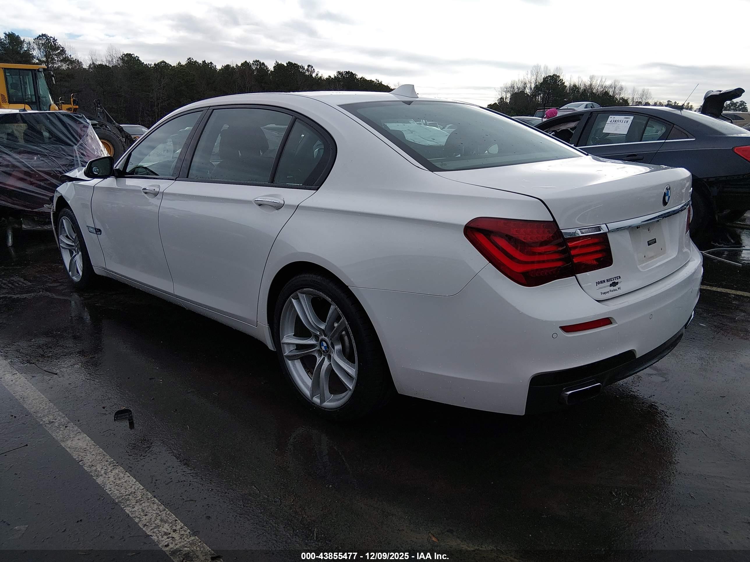 BMW 740LI image 3