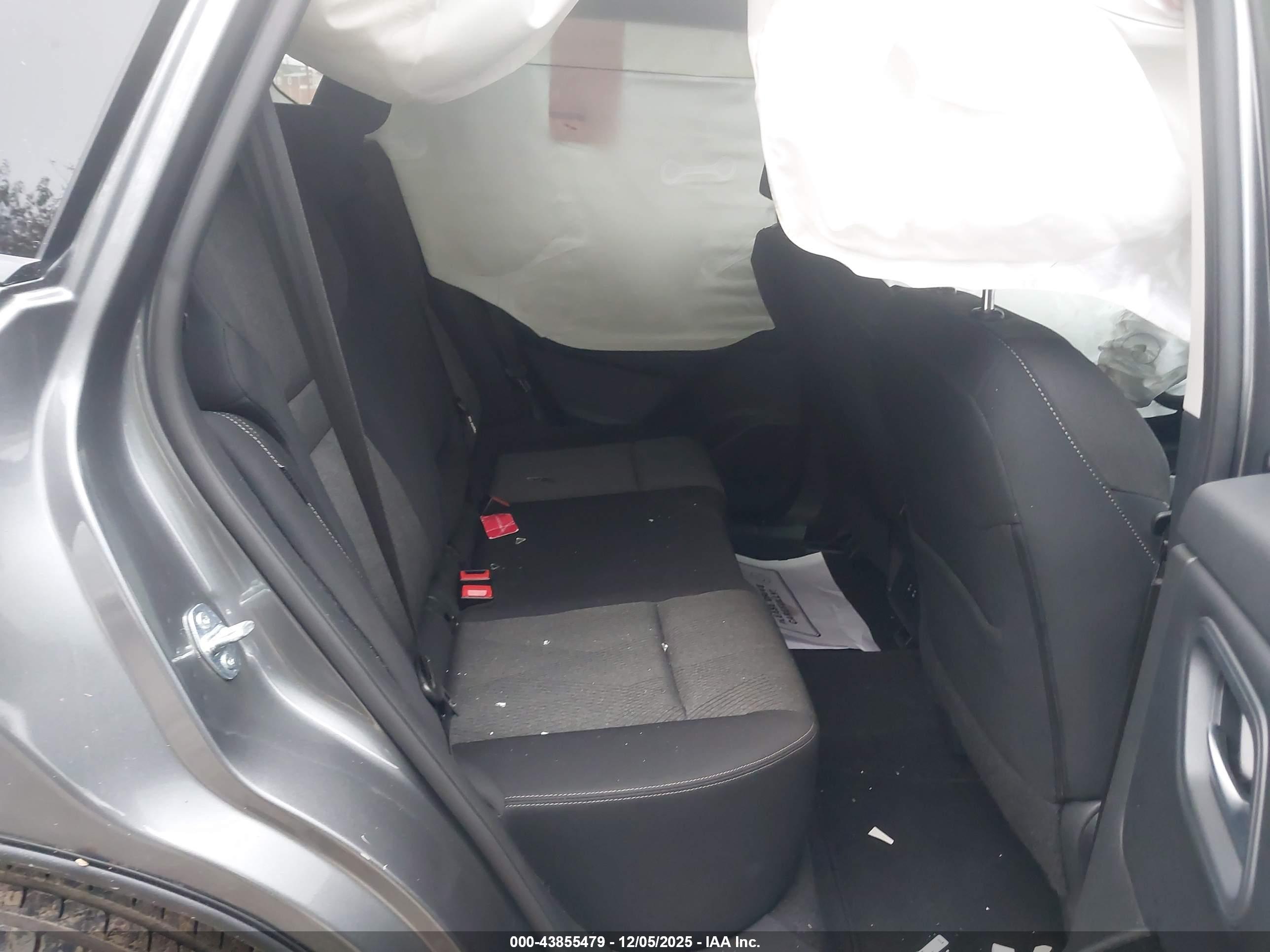NISSAN ROGUE image 8