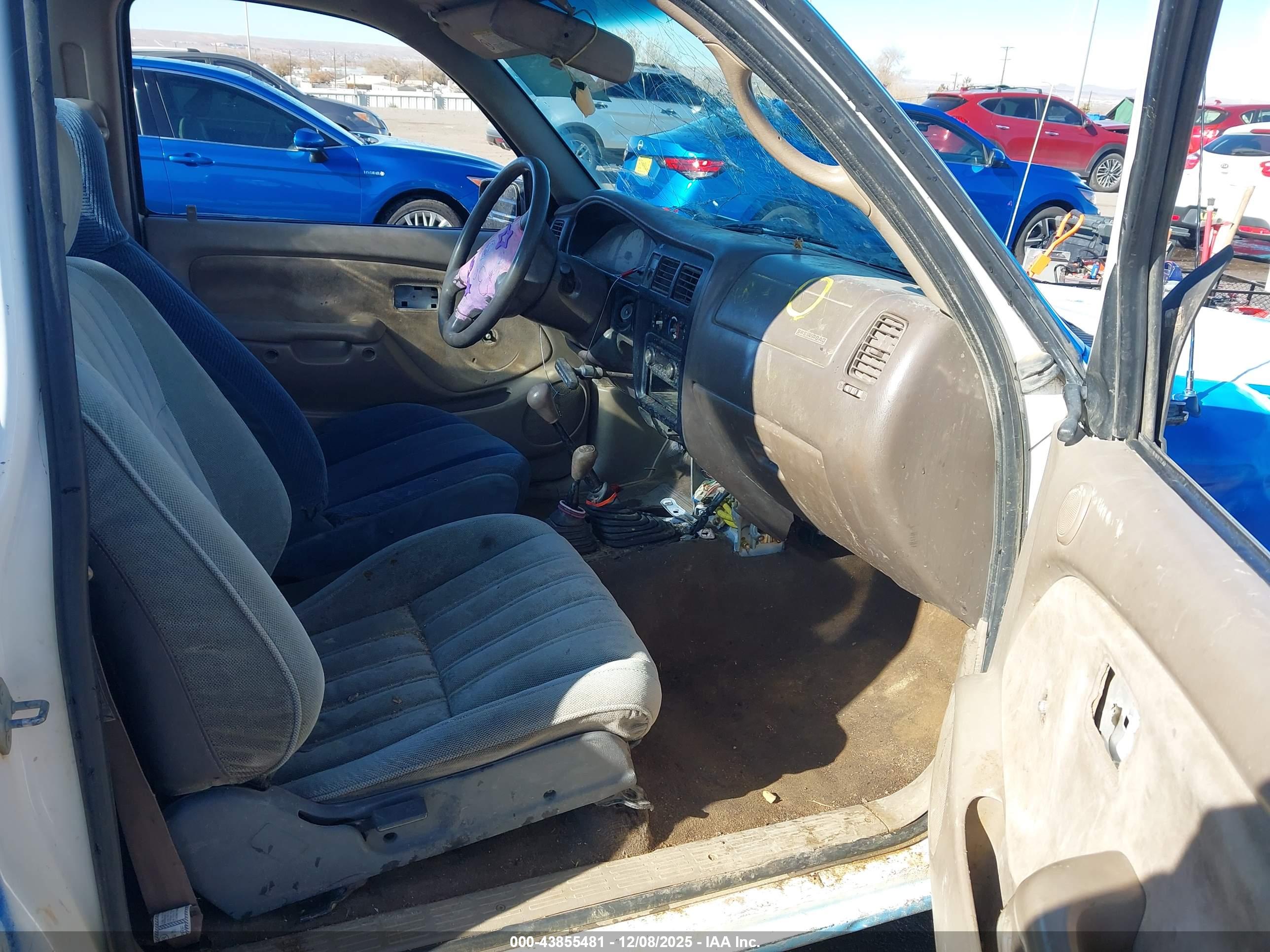 TOYOTA TACOMA image 5
