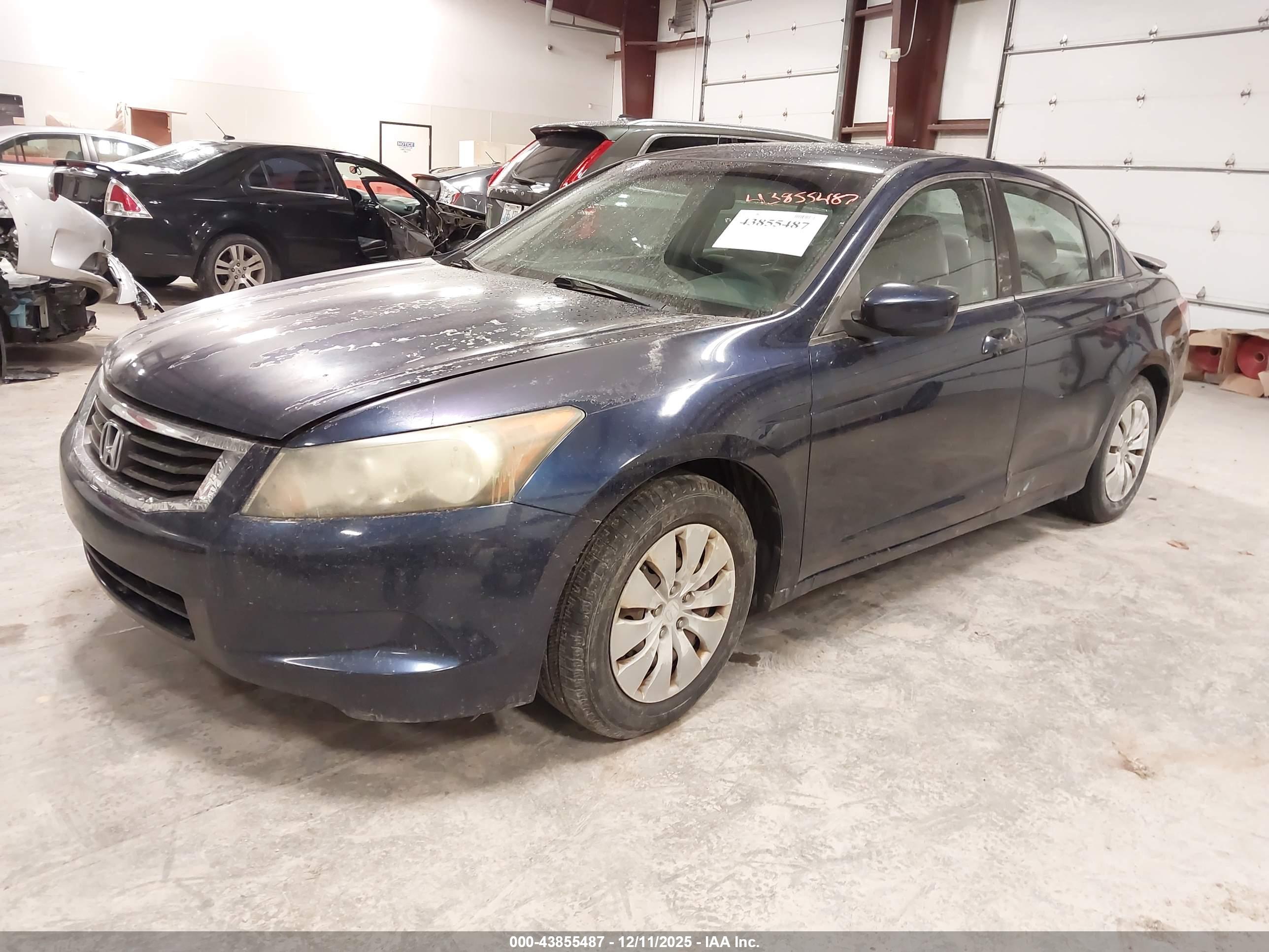 HONDA ACCORD image 2