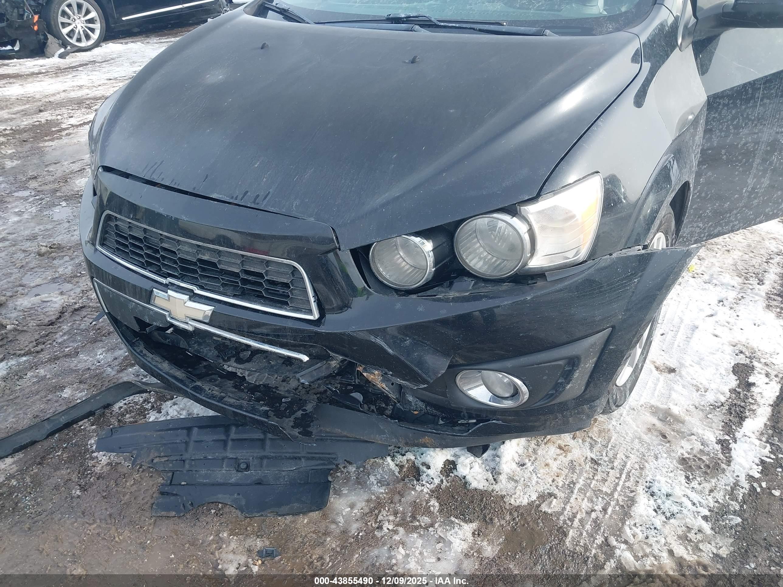 CHEVROLET SONIC image 6