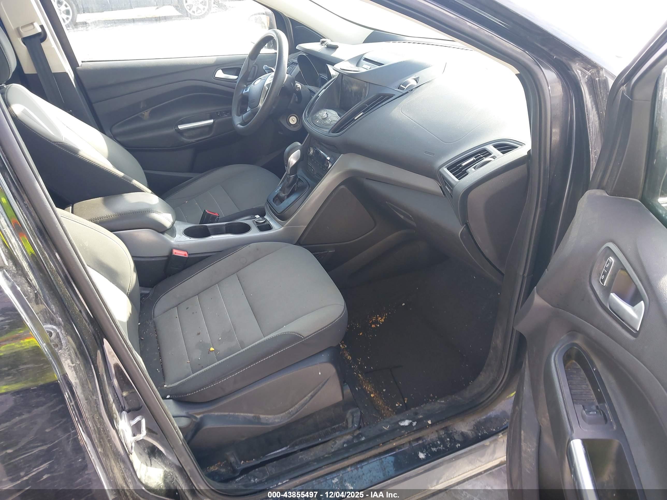 FORD ESCAPE image 5