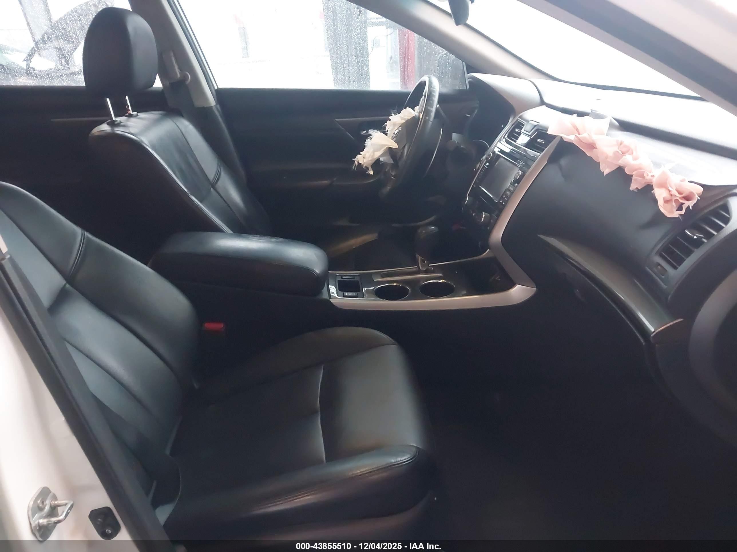 NISSAN ALTIMA image 5