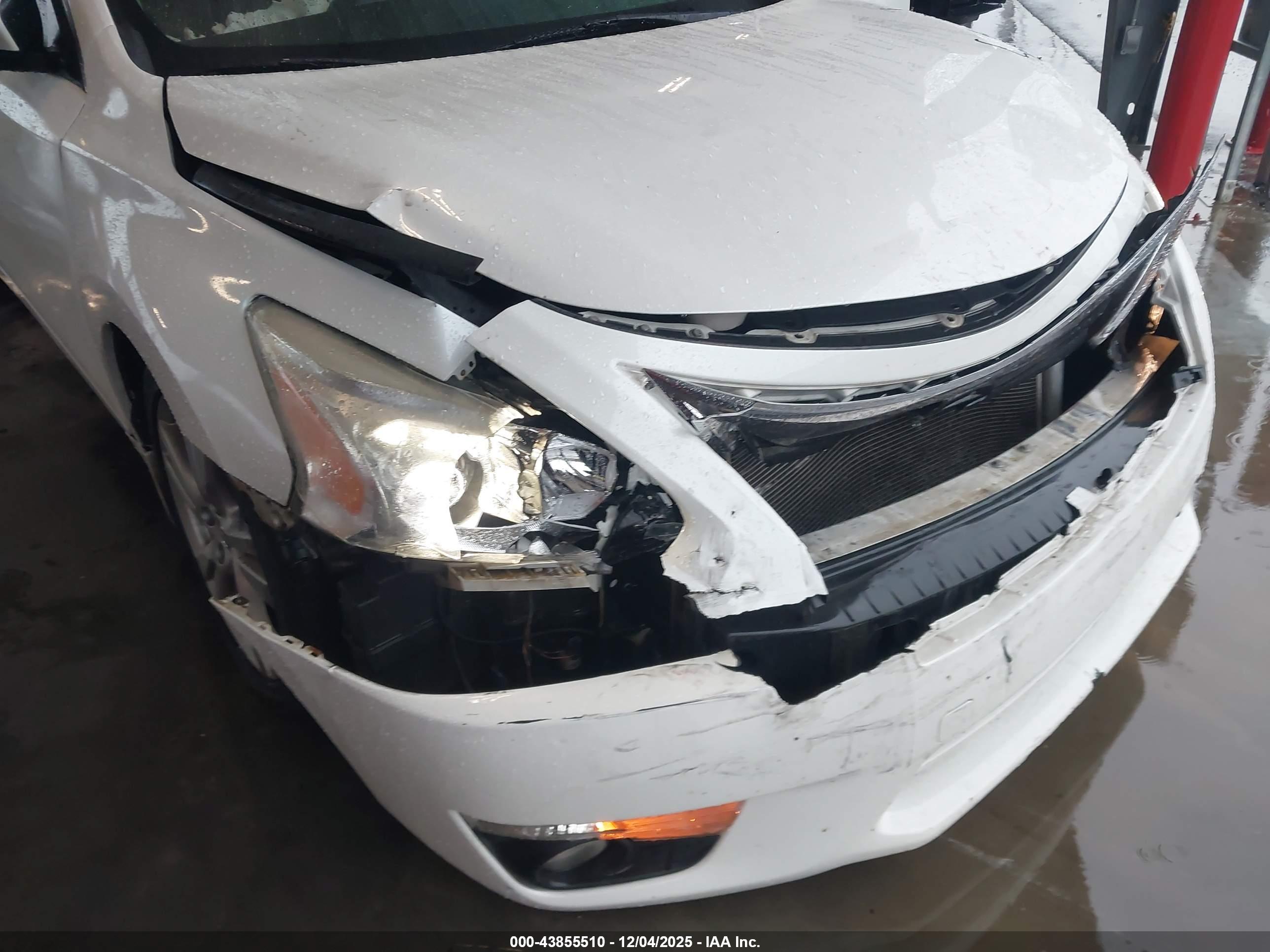 NISSAN ALTIMA image 6