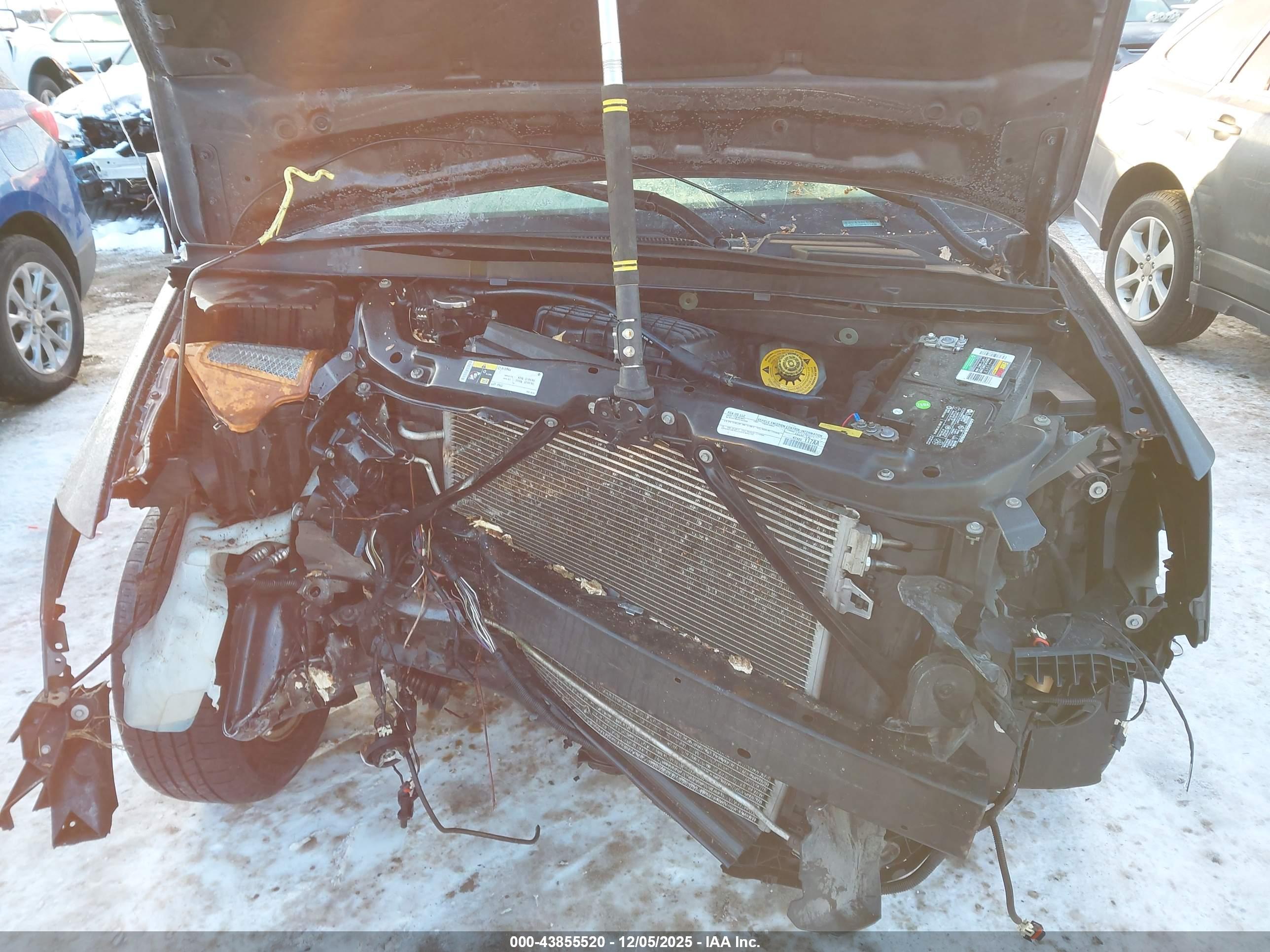 CHRYSLER TOWN image 10