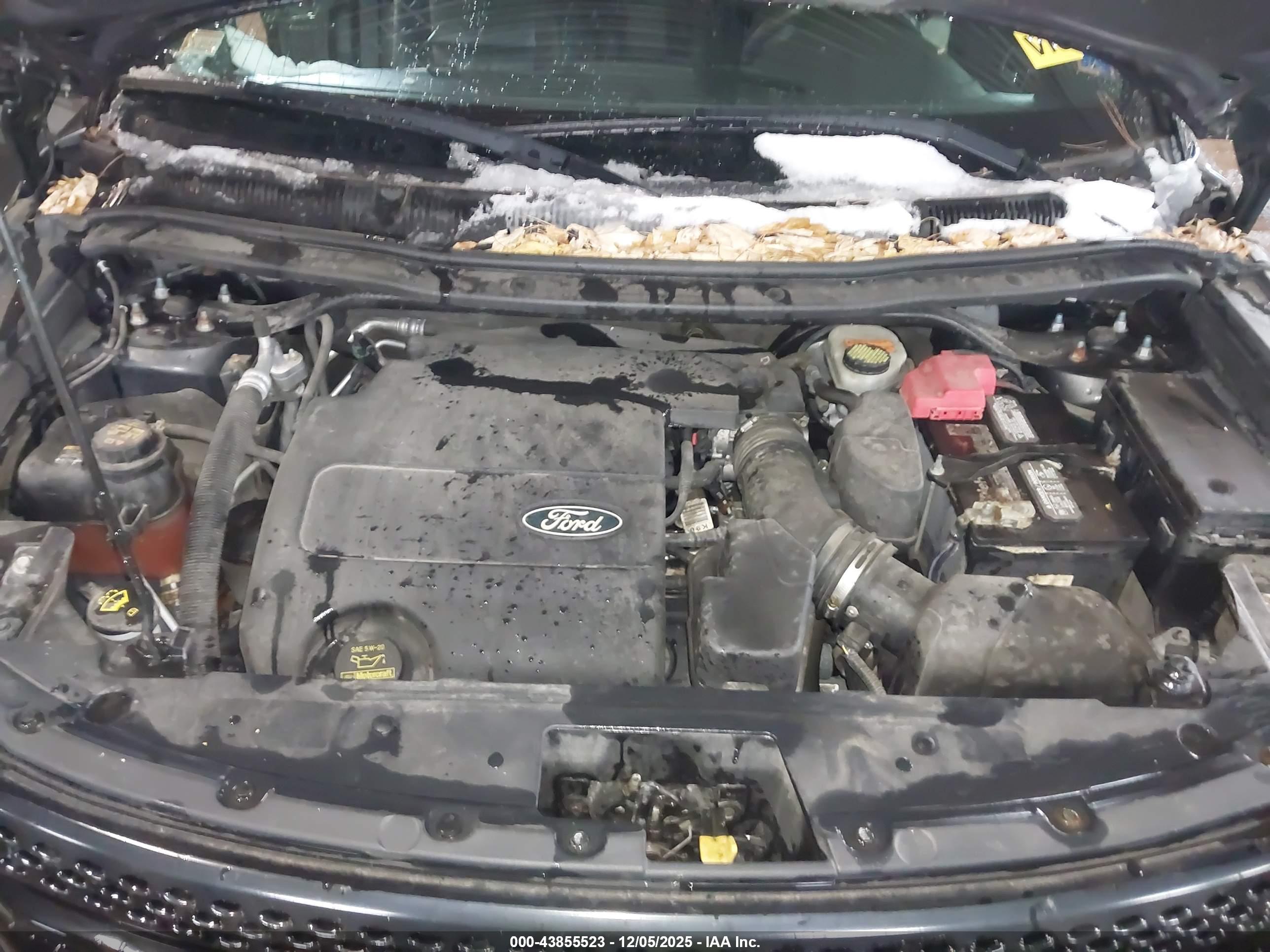 FORD EXPLORER image 10