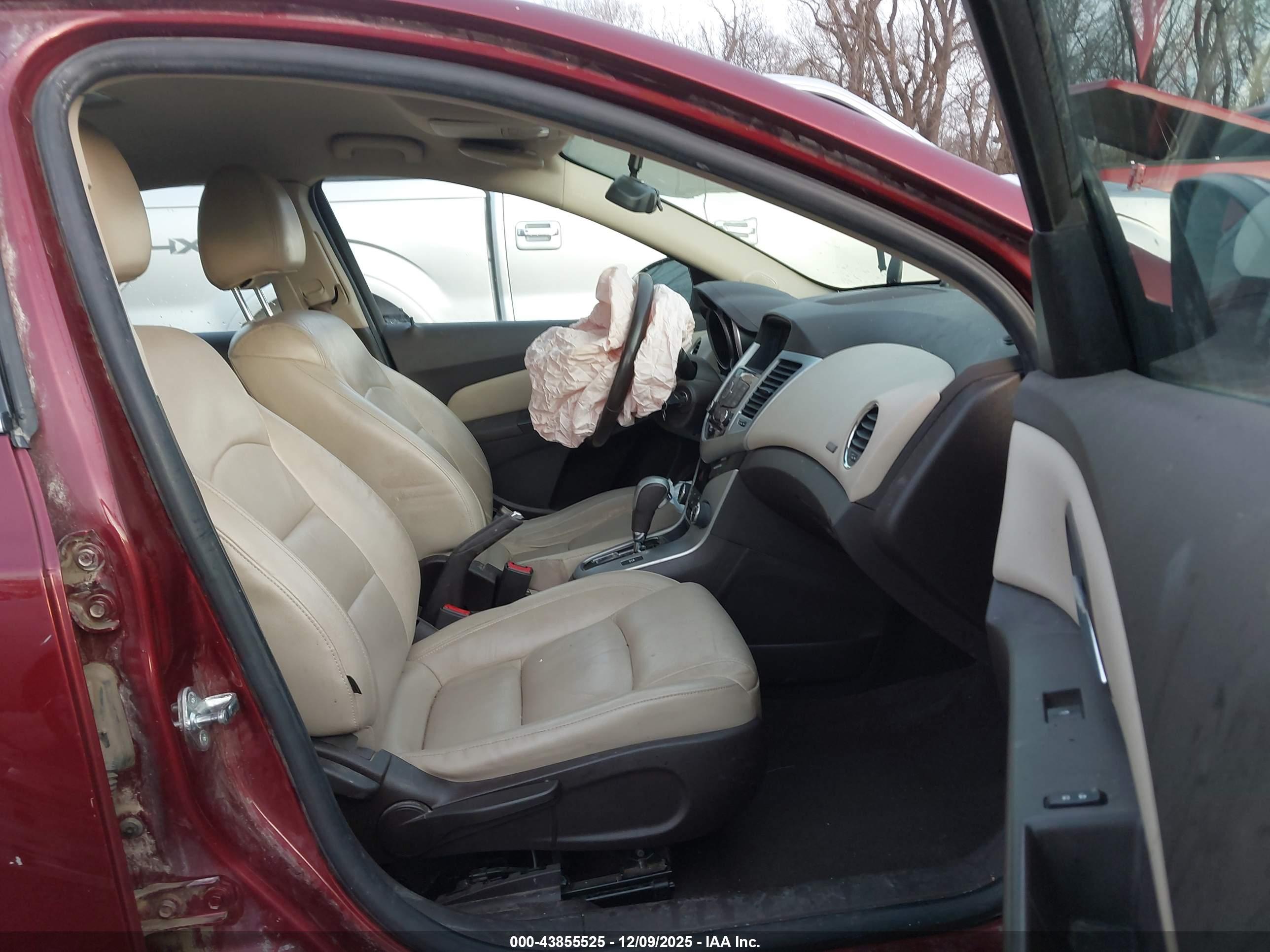 CHEVROLET CRUZE image 5