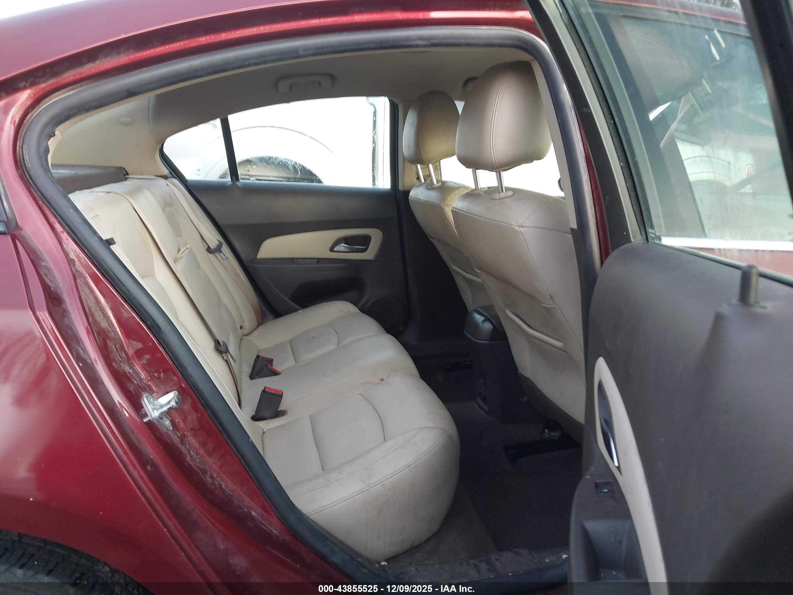 CHEVROLET CRUZE image 8