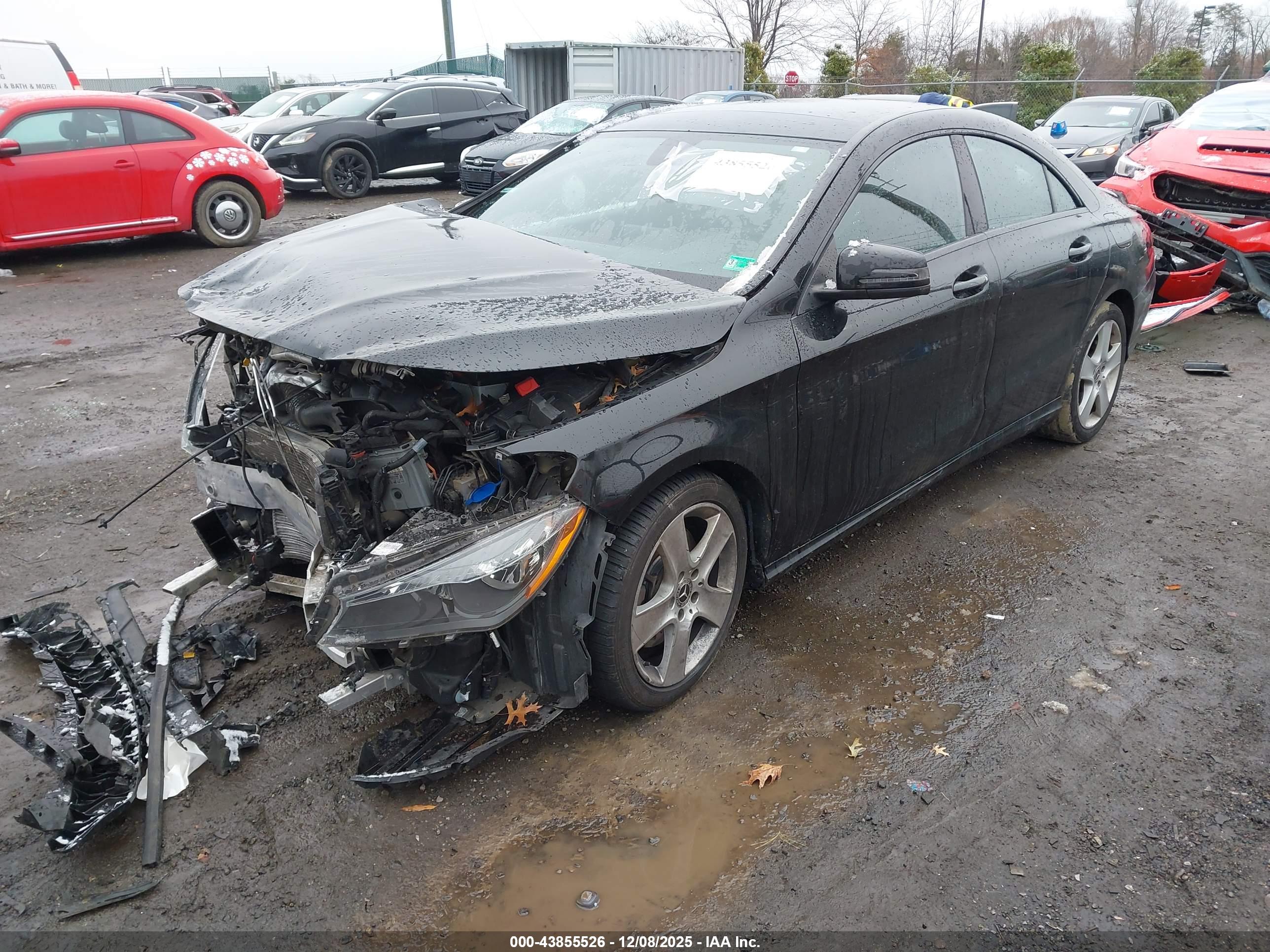 MERCEDES-BENZ CLA image 2