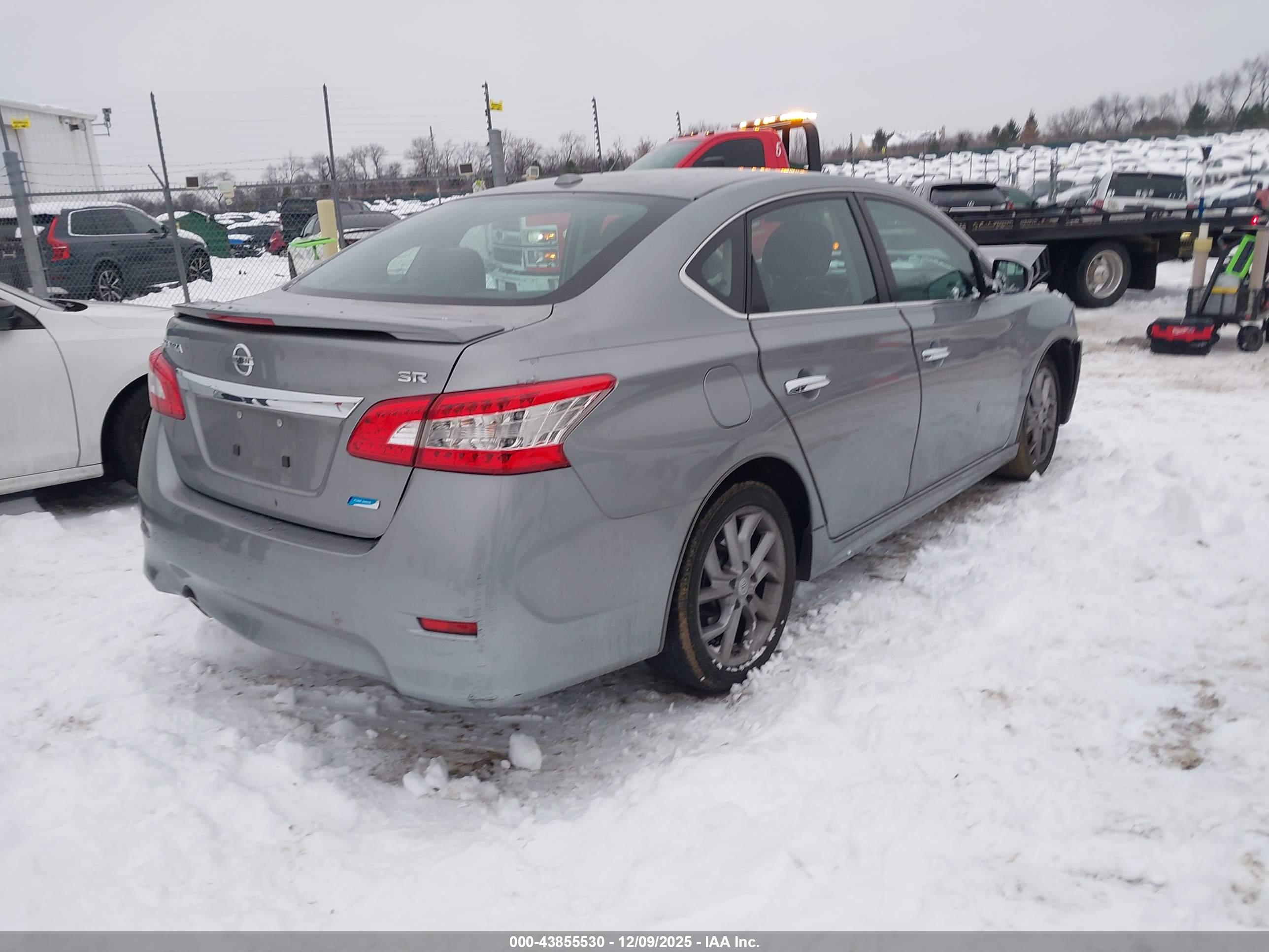 NISSAN SENTRA image 4