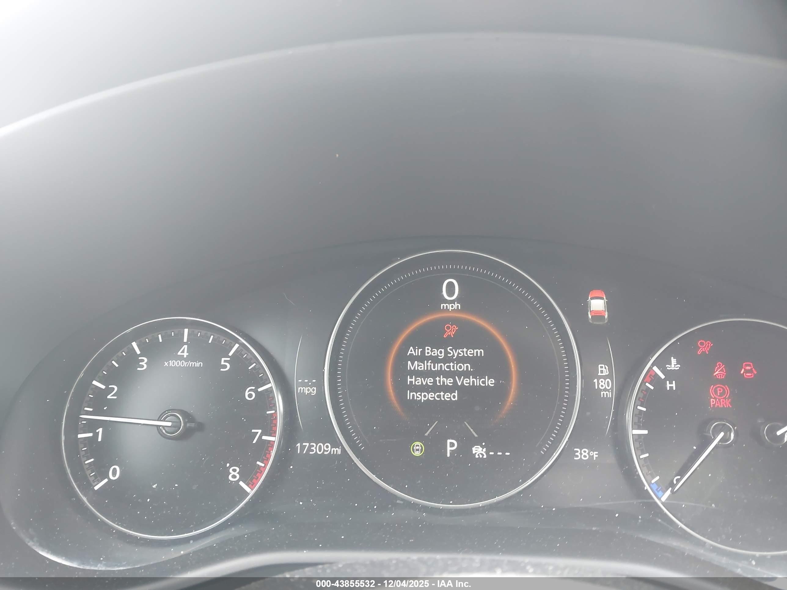 MAZDA CX-30 image 7