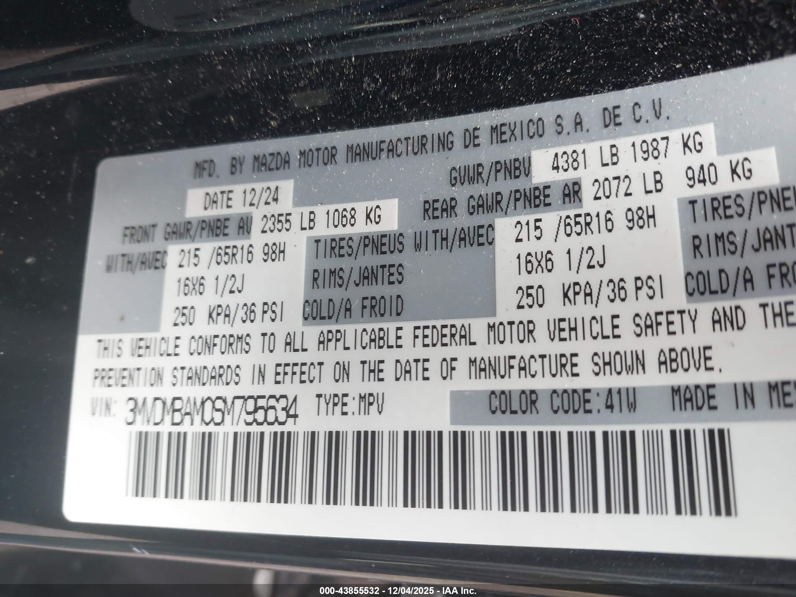MAZDA CX-30 image 9