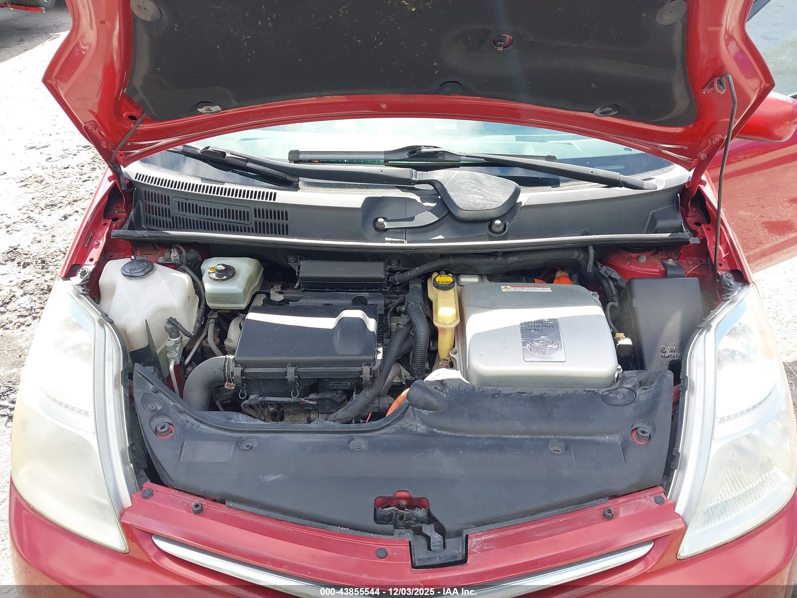 TOYOTA PRIUS image 10
