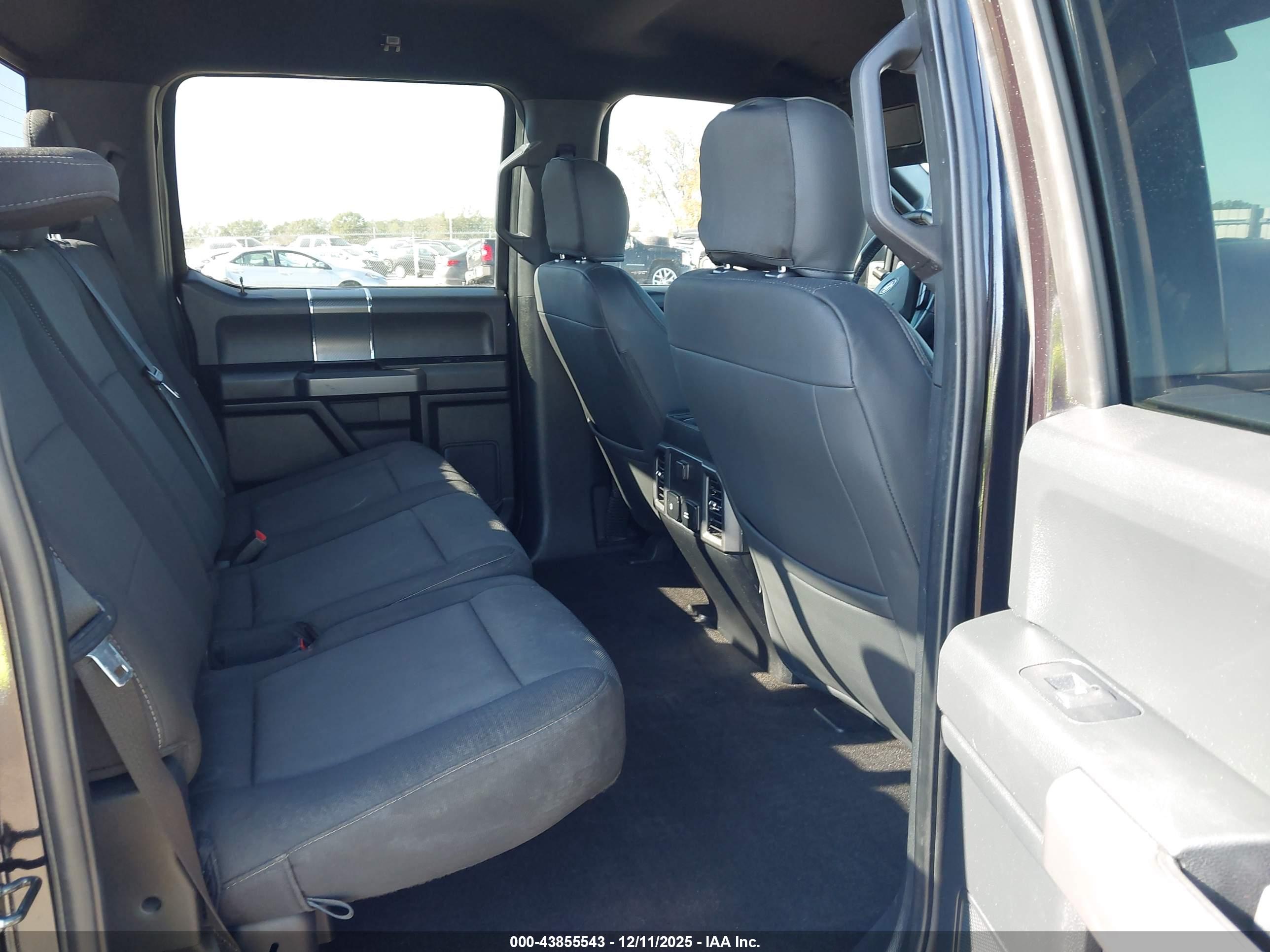 FORD F-150 image 8