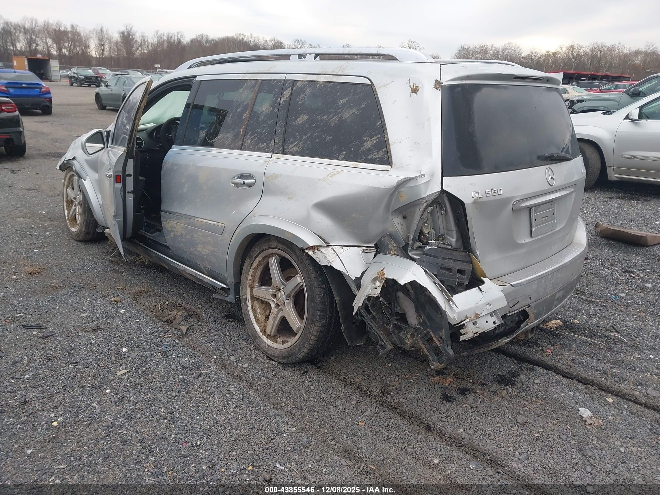 MERCEDES-BENZ GL image 3