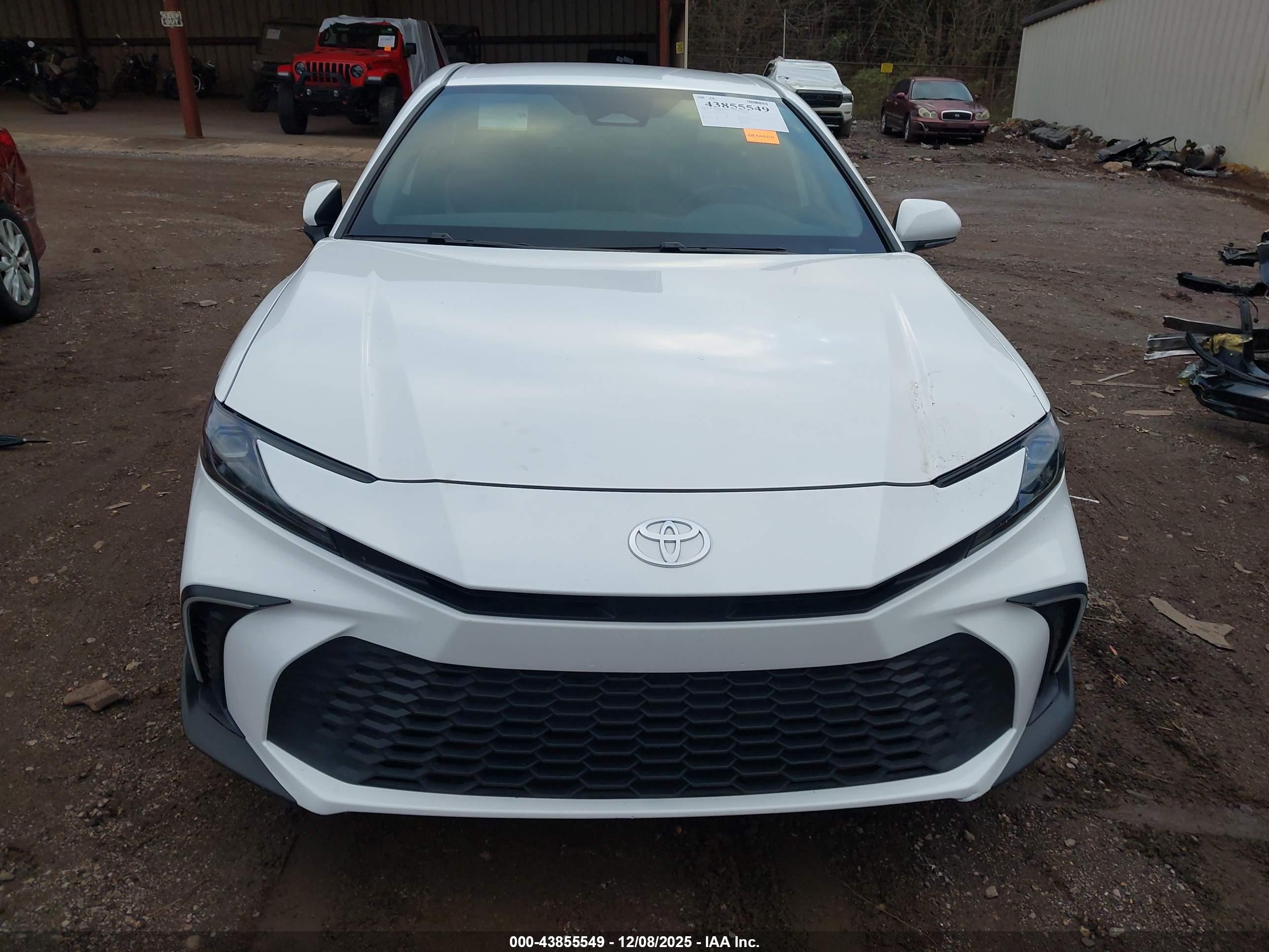 TOYOTA CAMRY image 6