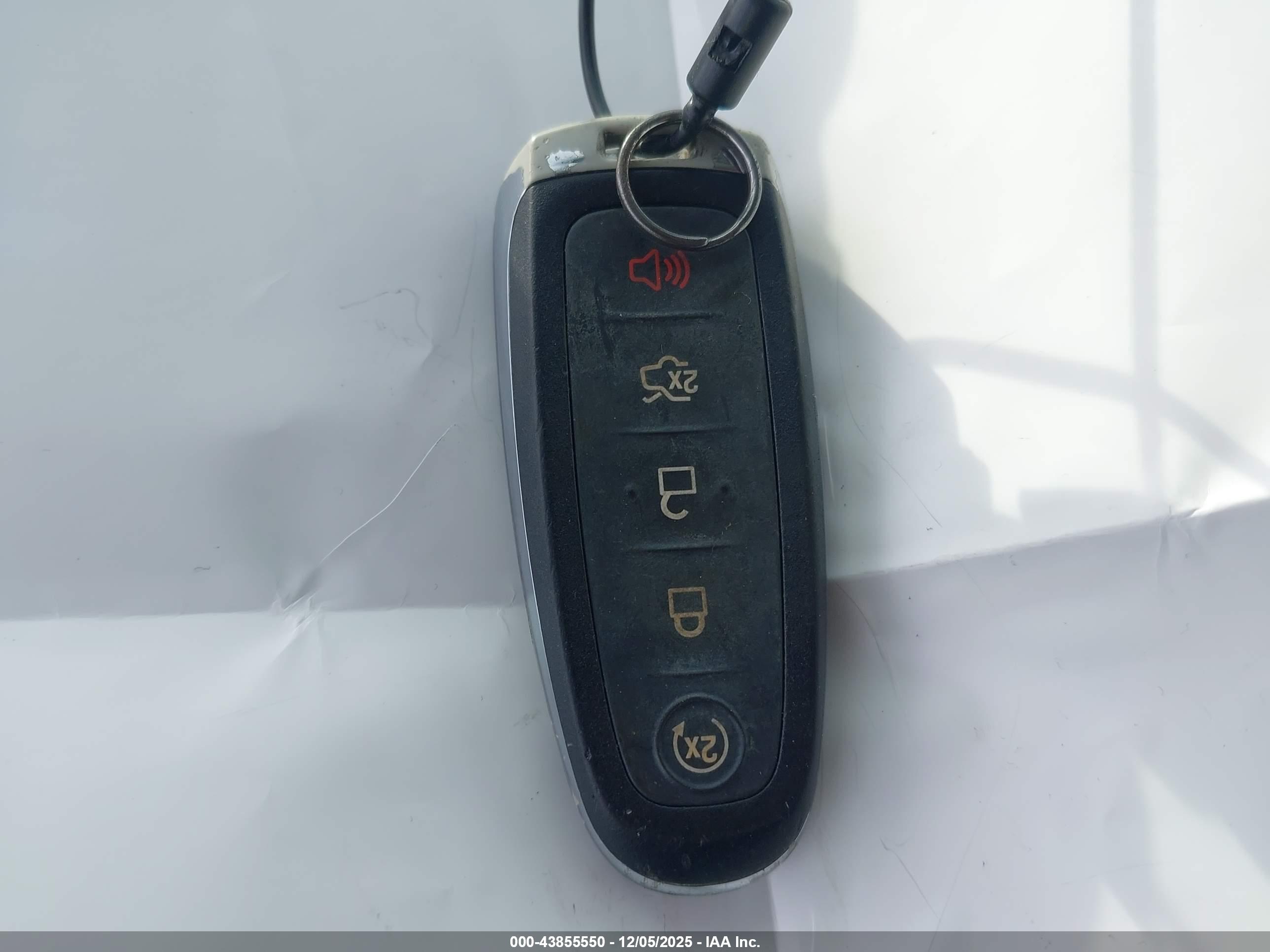 FORD ESCAPE image 11