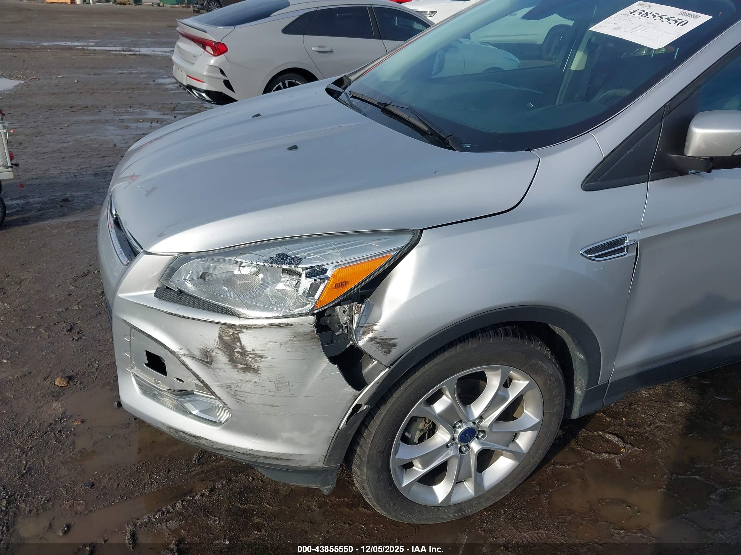 FORD ESCAPE image 6
