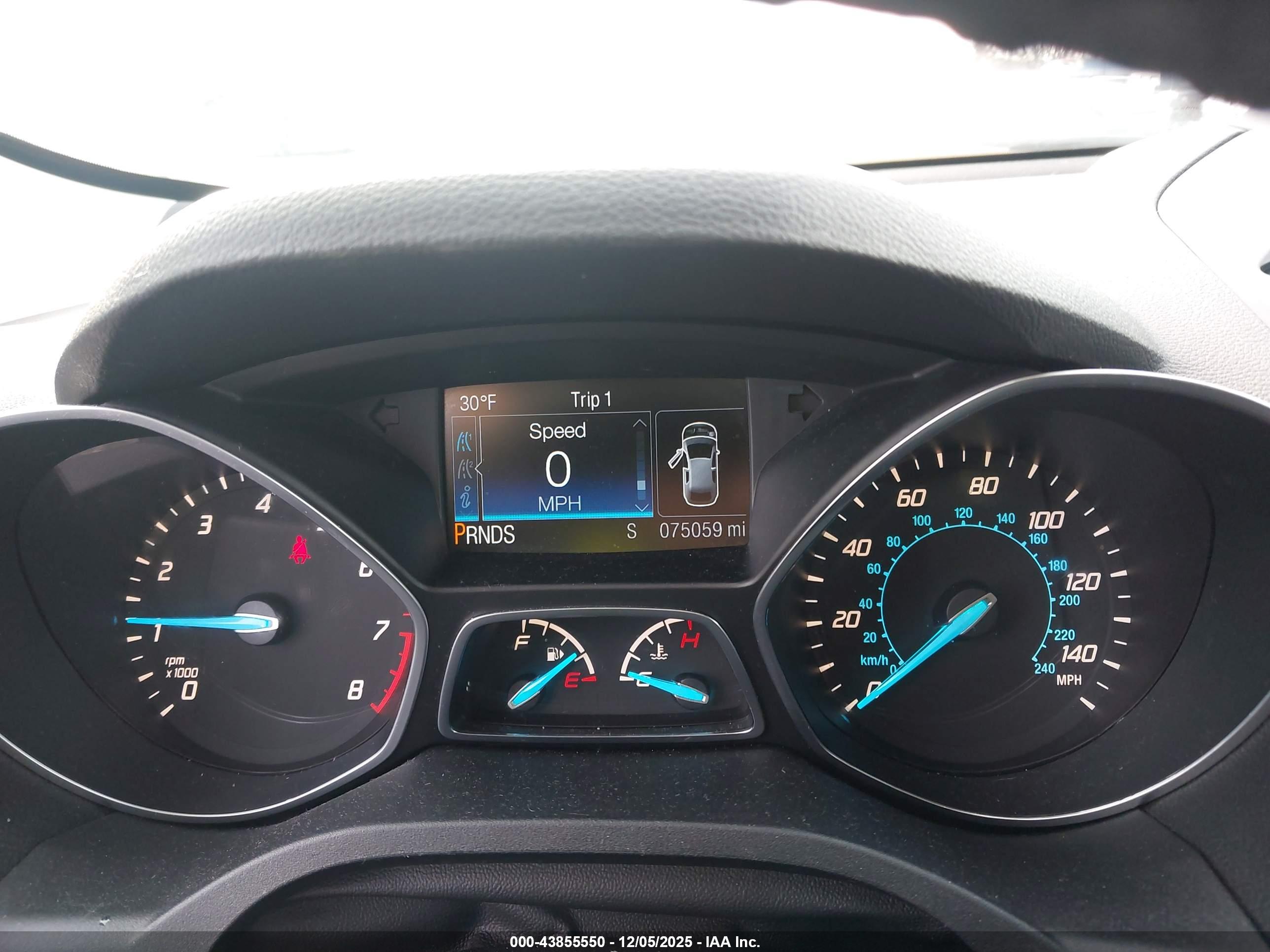 FORD ESCAPE image 7
