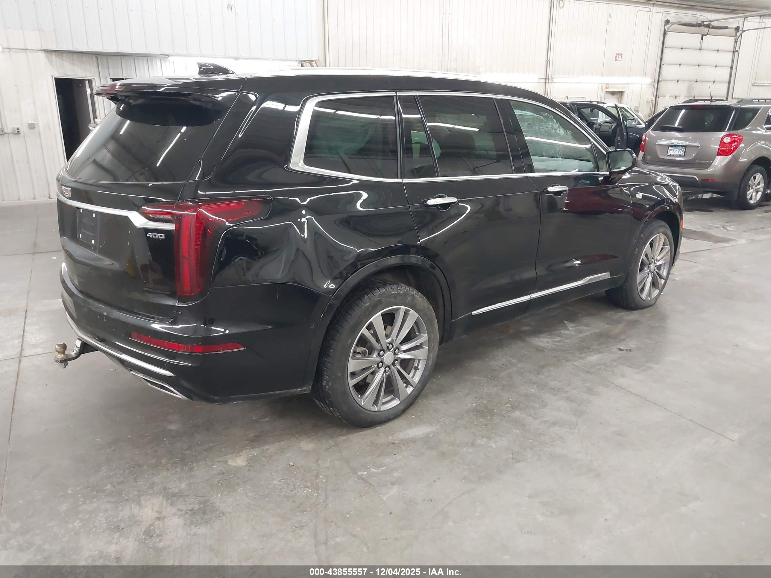 CADILLAC XT6 image 4