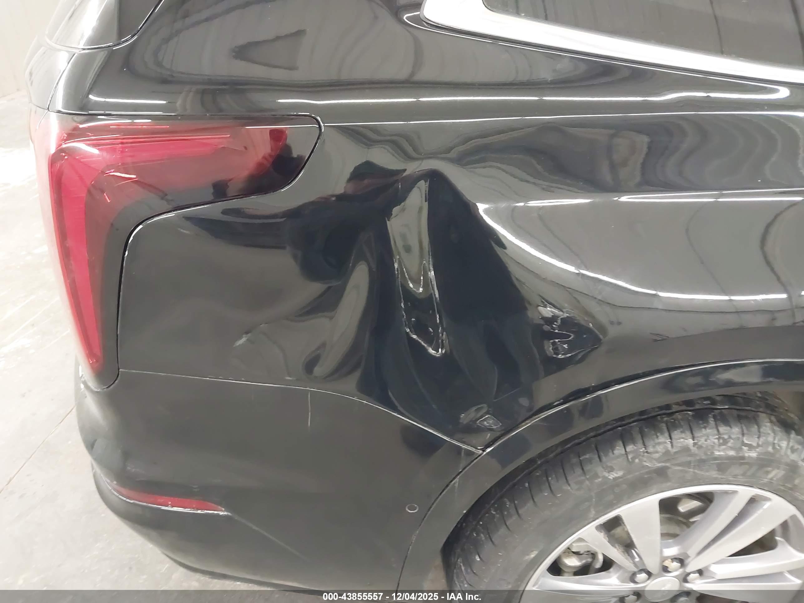 CADILLAC XT6 image 6