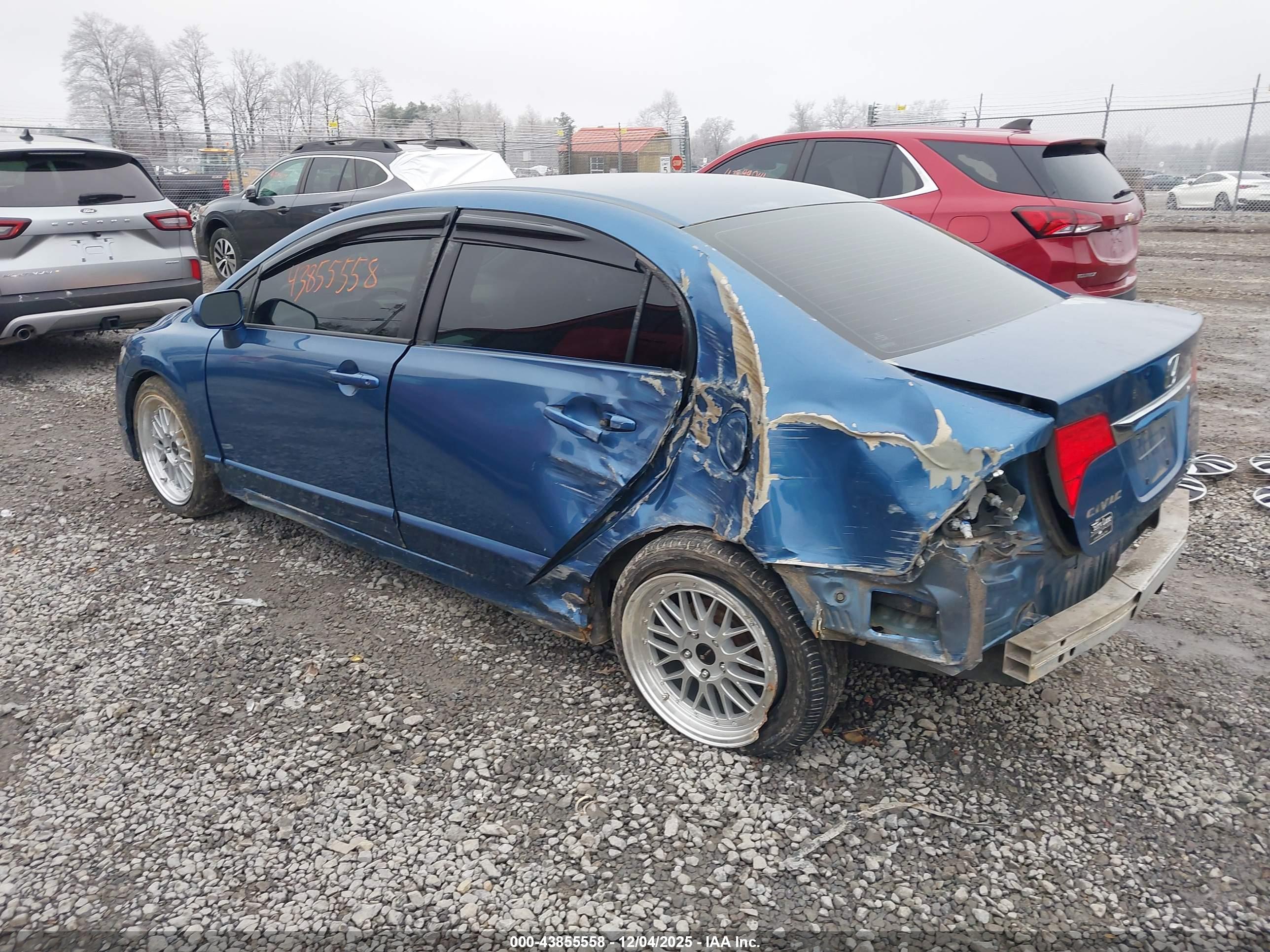 HONDA CIVIC image 3