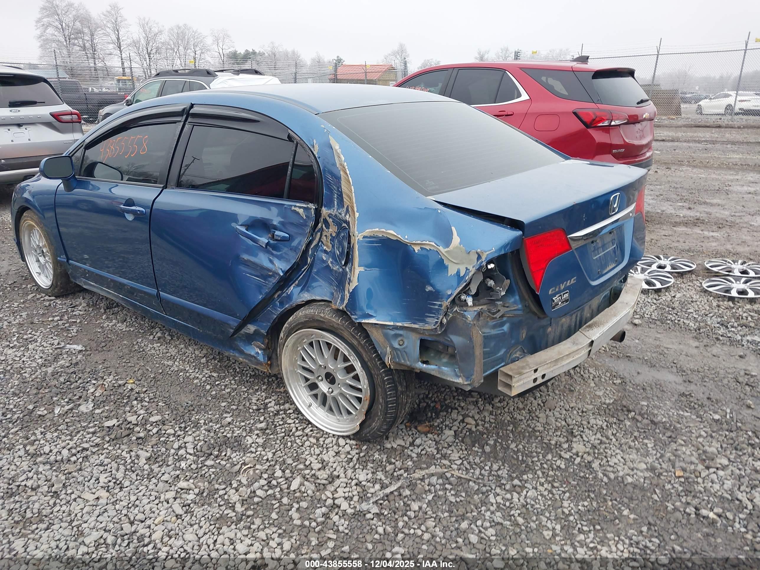 HONDA CIVIC image 6