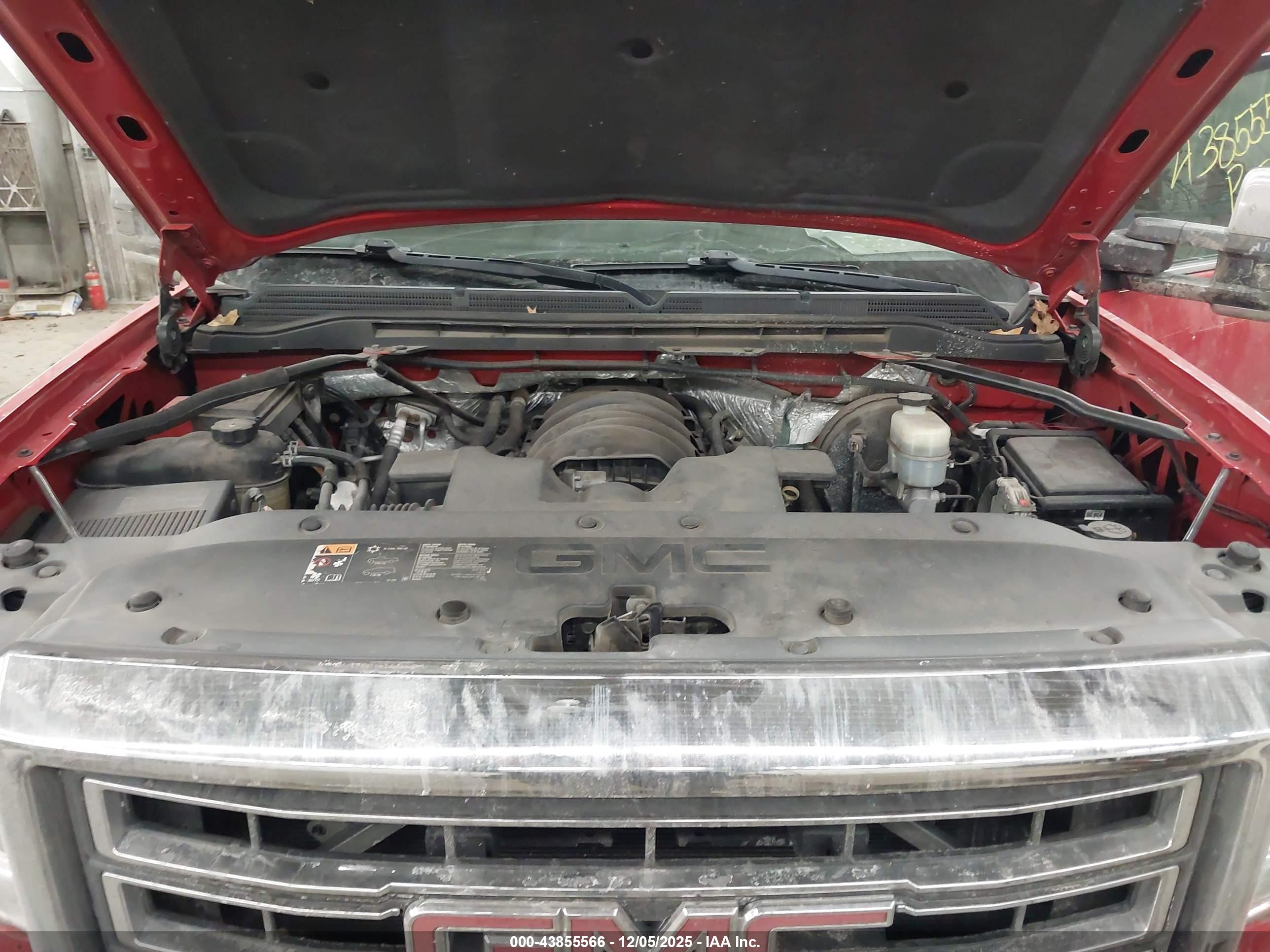 GMC SIERRA image 10