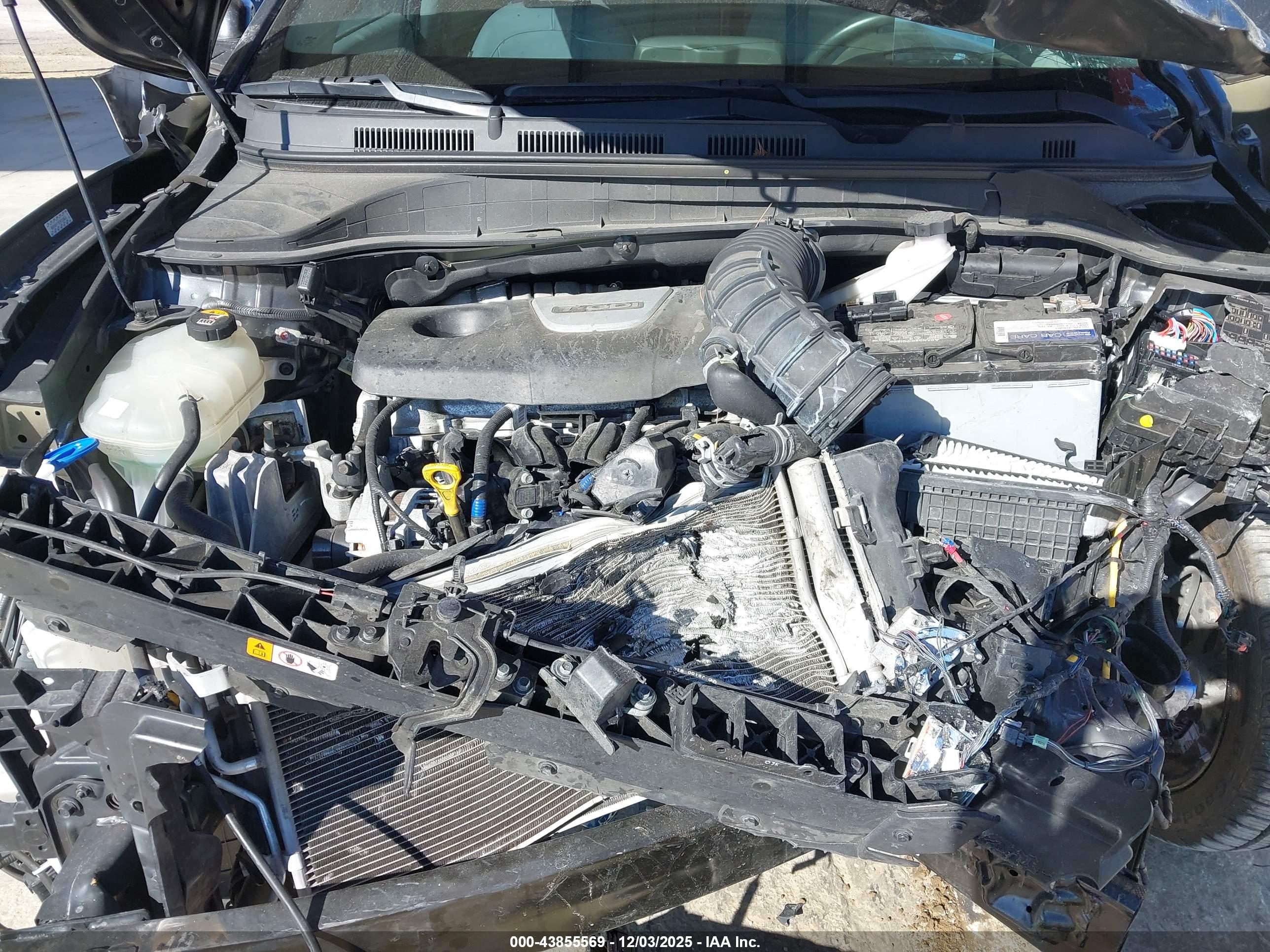 HYUNDAI KONA image 10