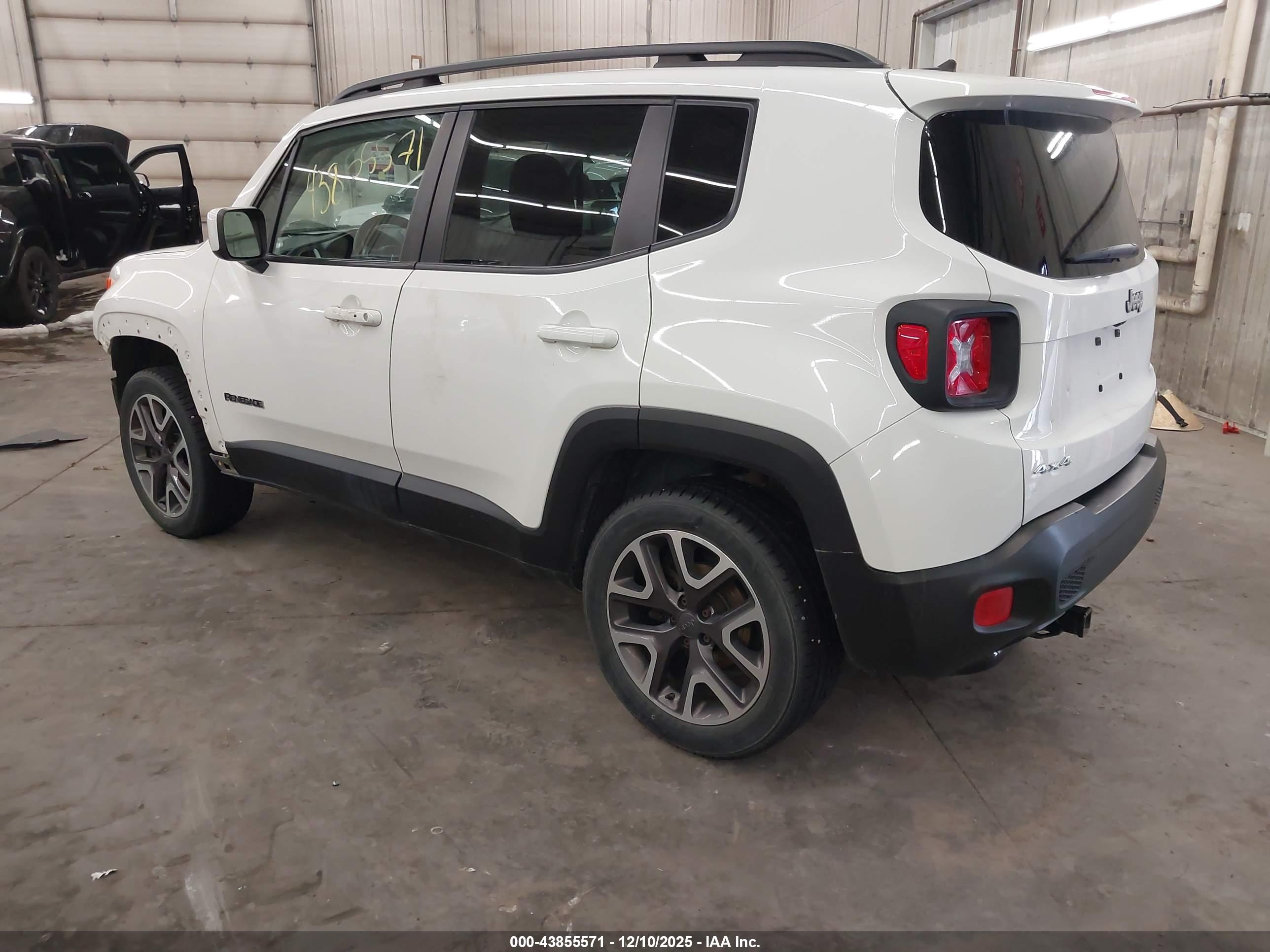 JEEP RENEGADE image 3