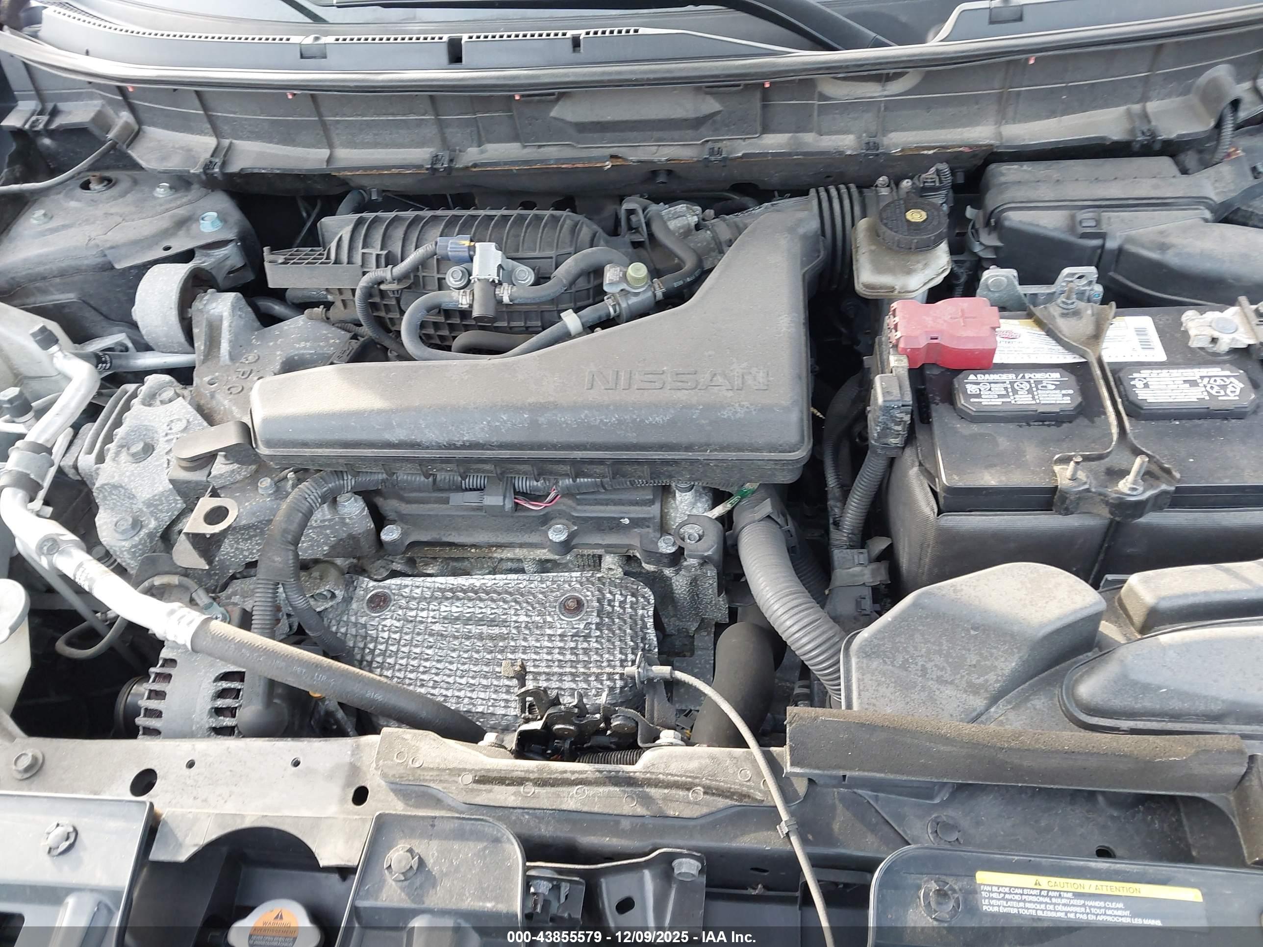 NISSAN ROGUE image 10