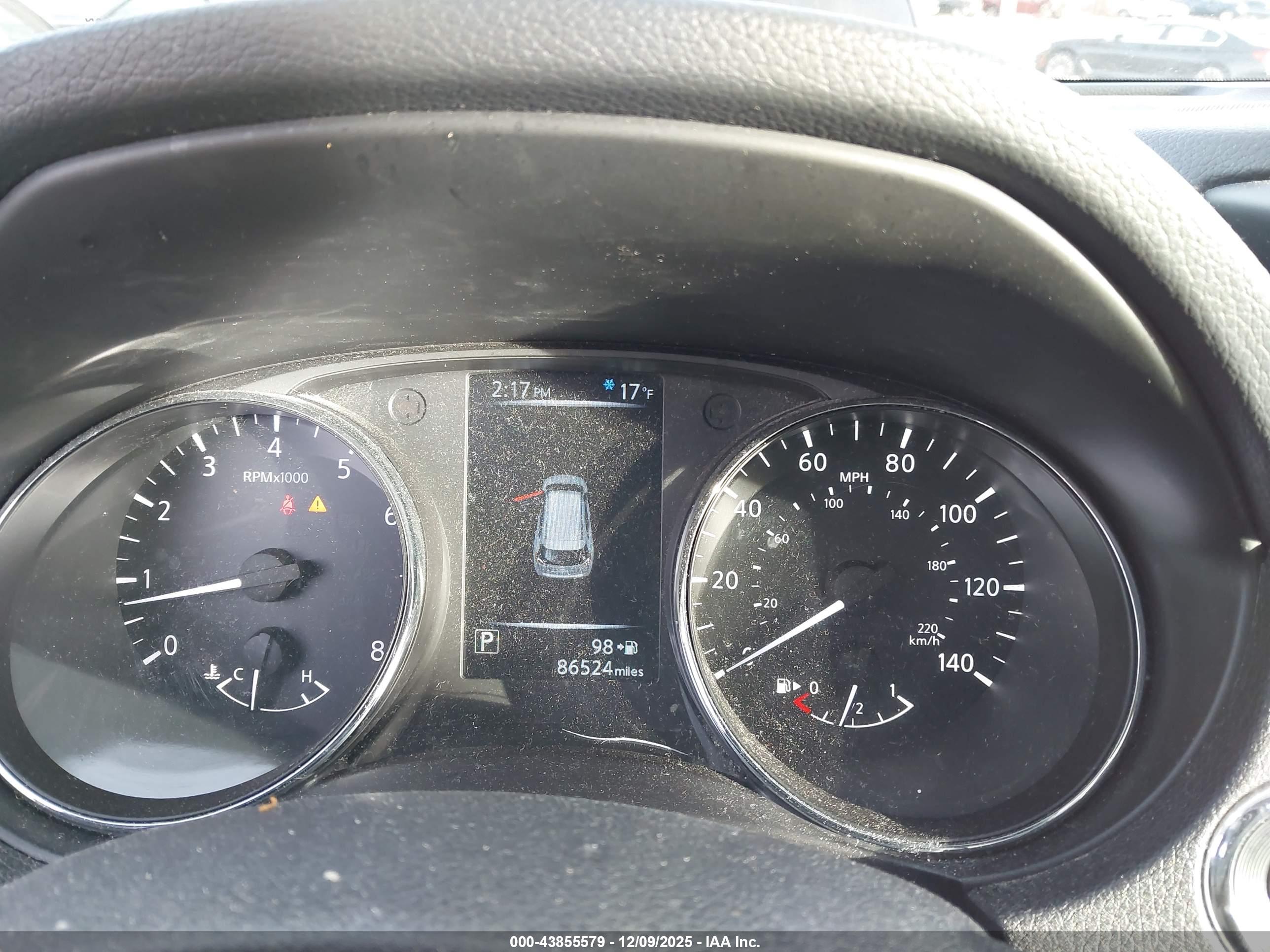 NISSAN ROGUE image 7
