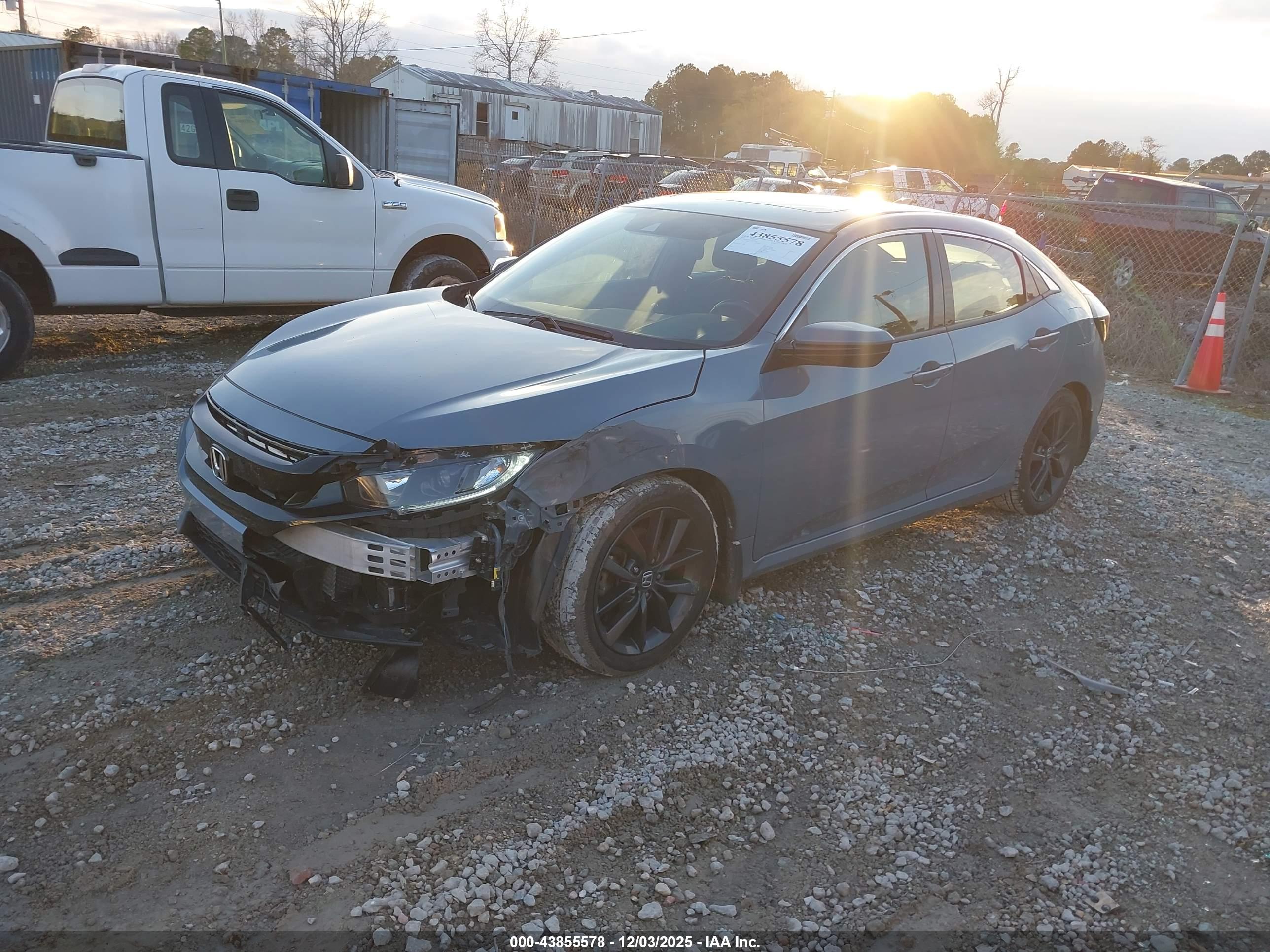 HONDA CIVIC image 2