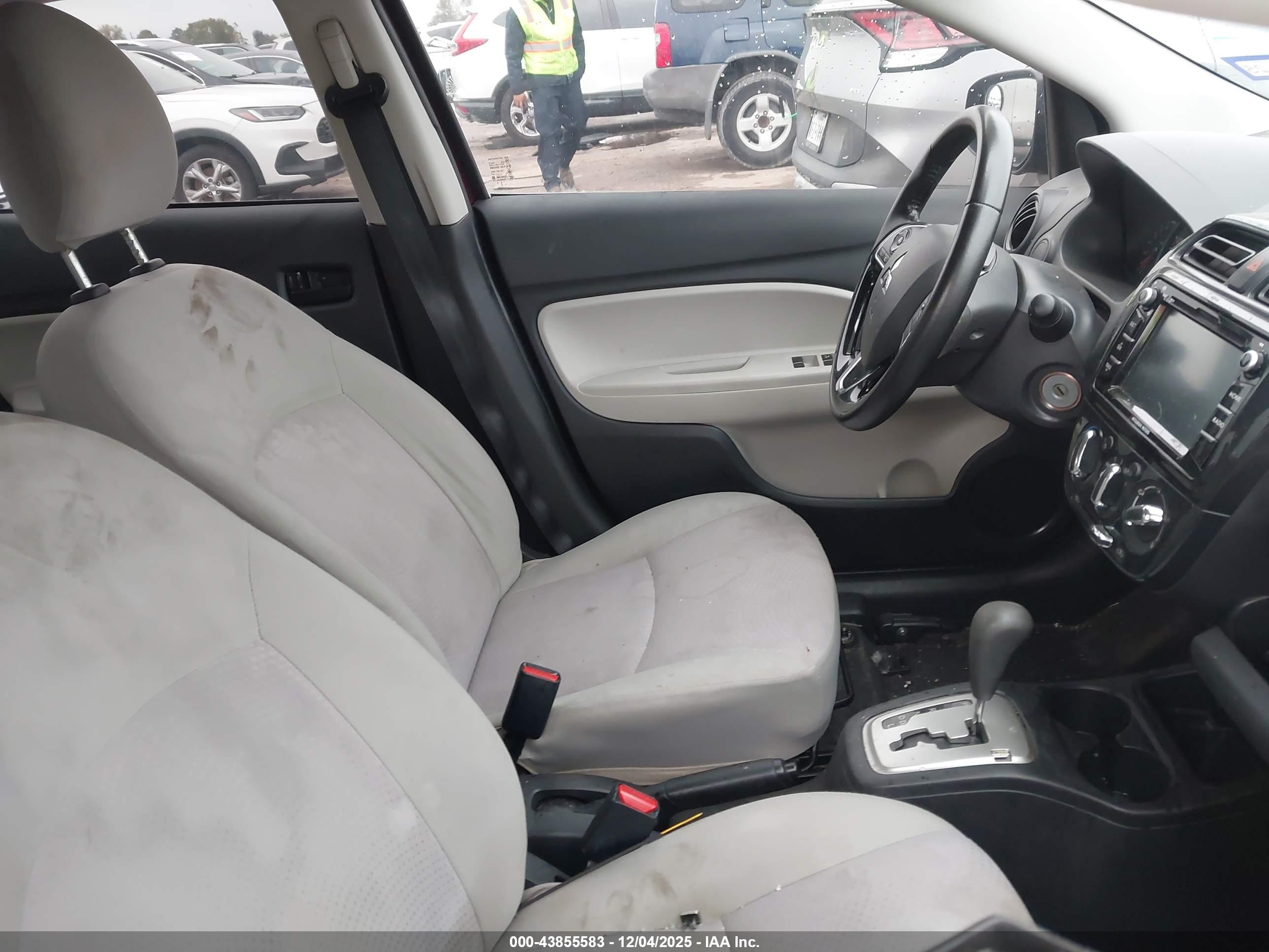 MITSUBISHI MIRAGE image 5