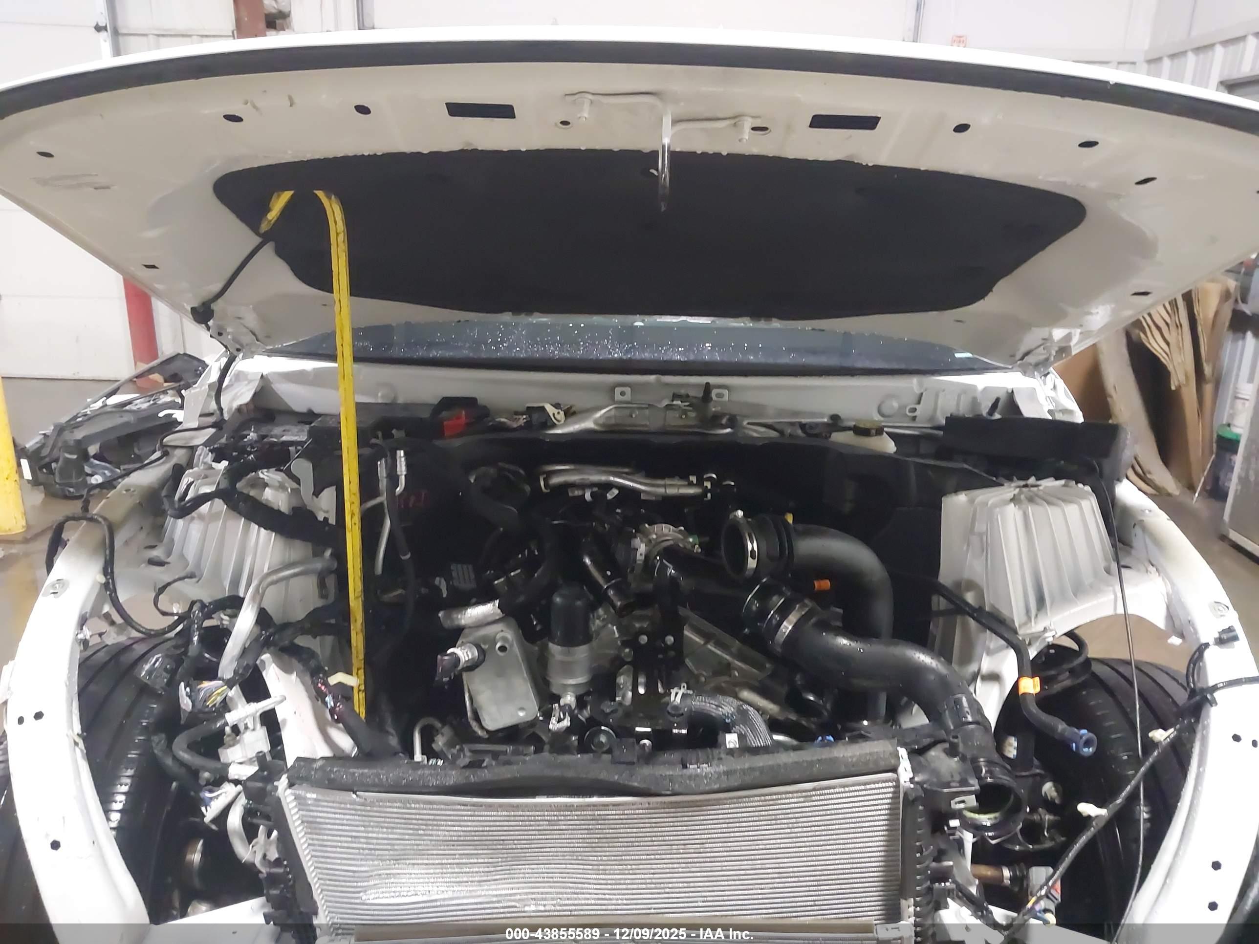 FORD EXPLORER image 10