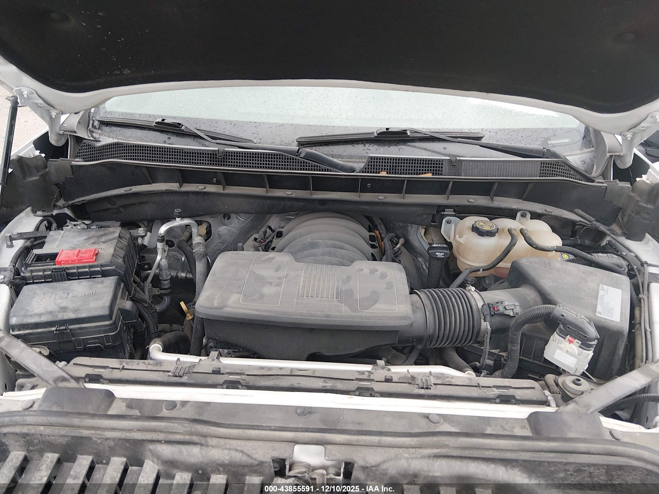 CHEVROLET SILVERADO image 10