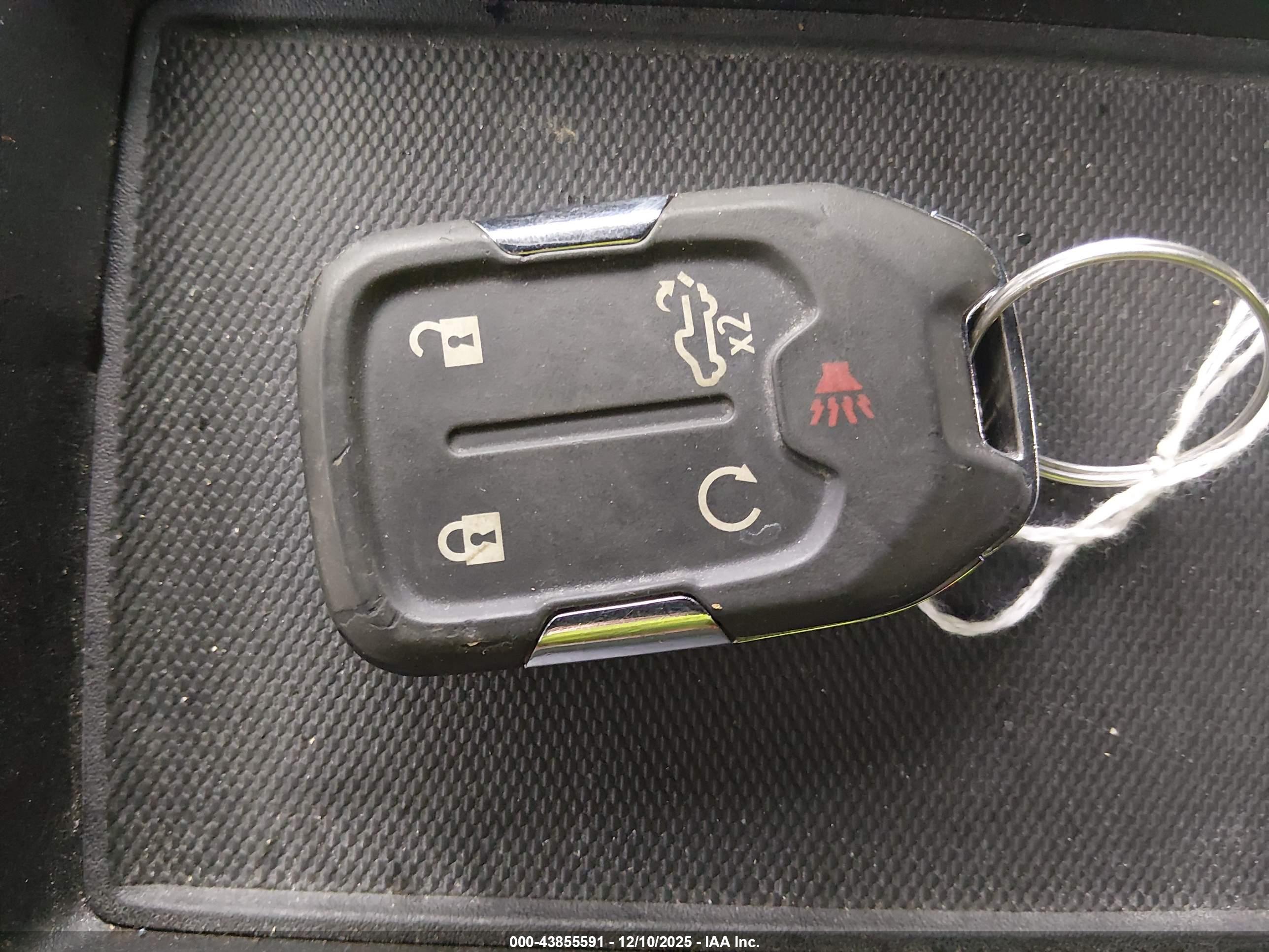 CHEVROLET SILVERADO image 11