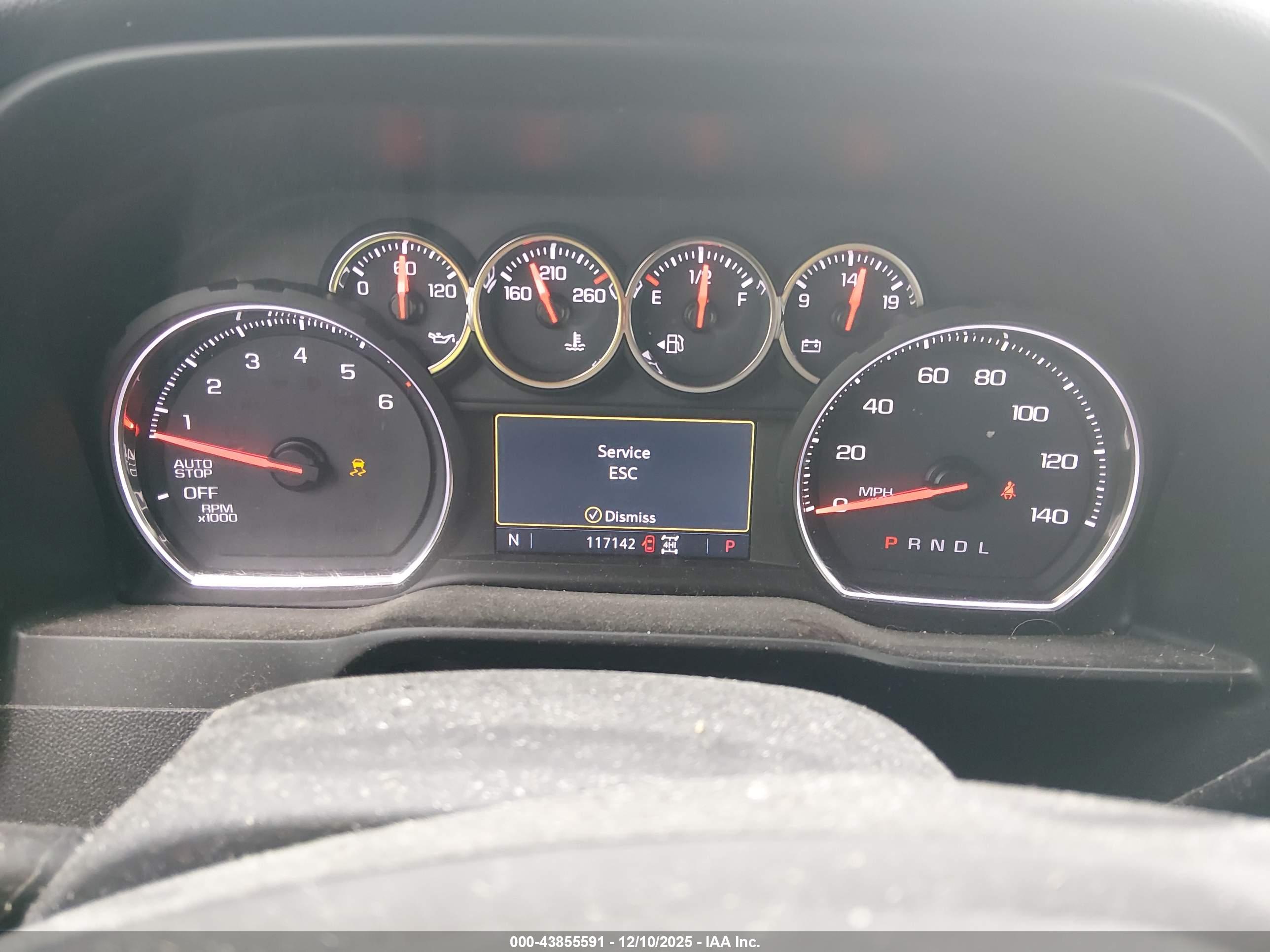 CHEVROLET SILVERADO image 7