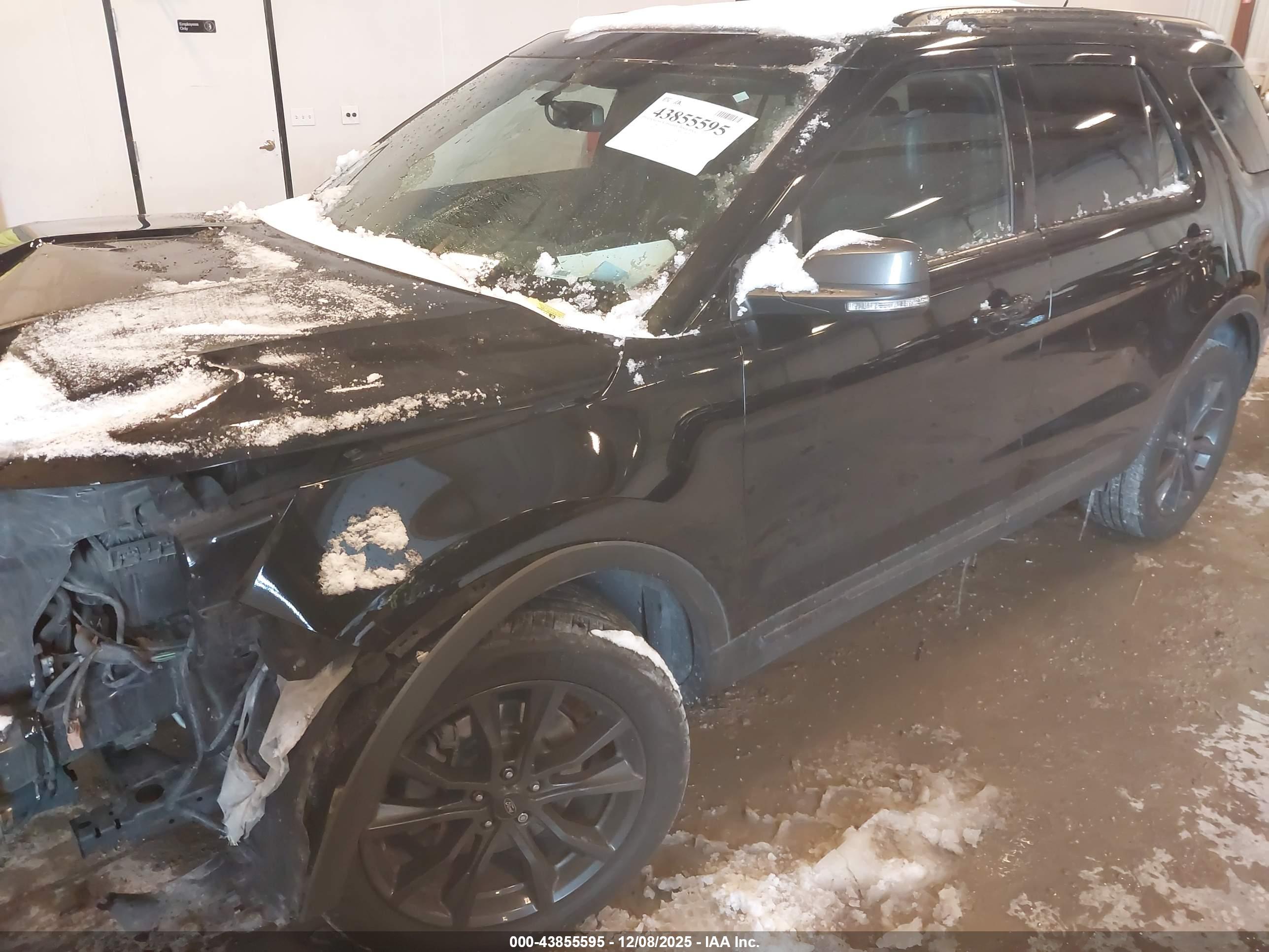 FORD EXPLORER image 2