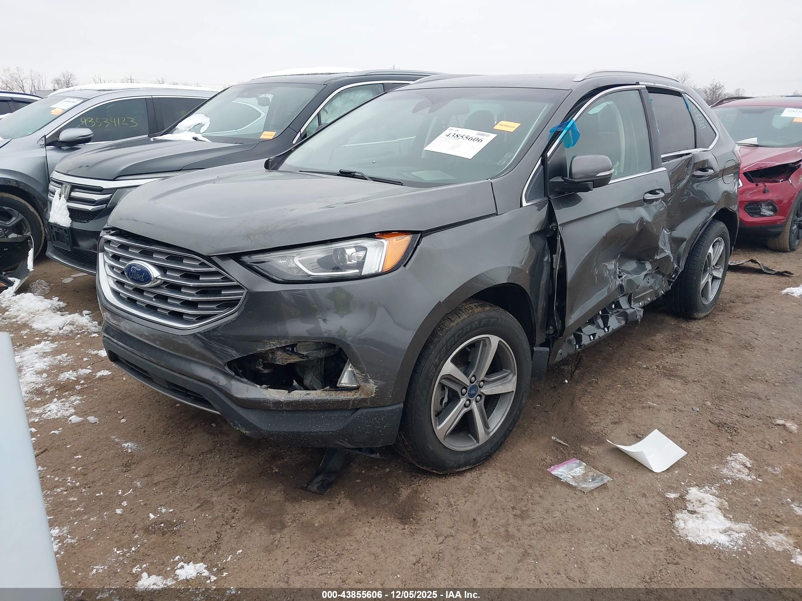 FORD EDGE image 2