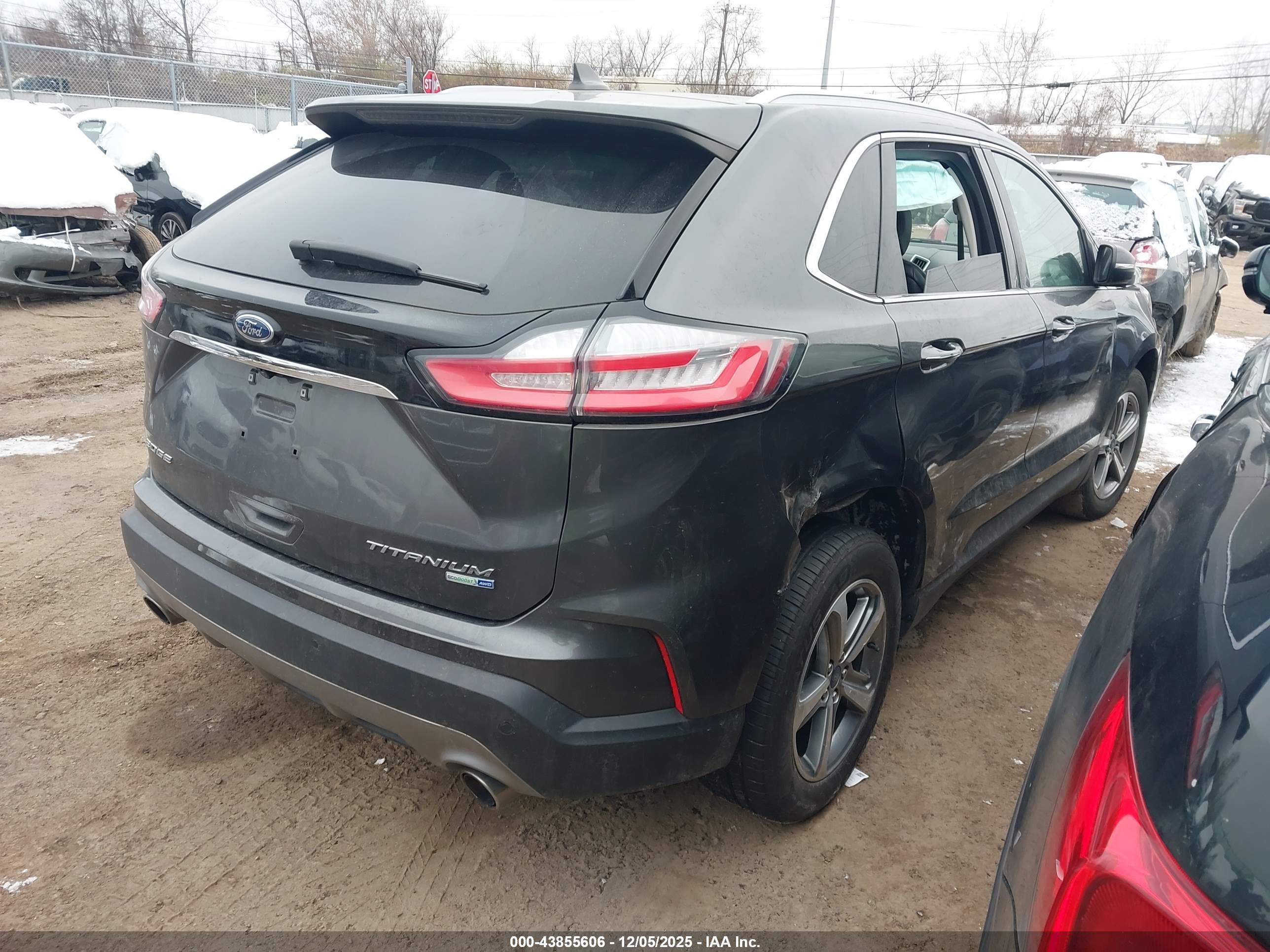 FORD EDGE image 4