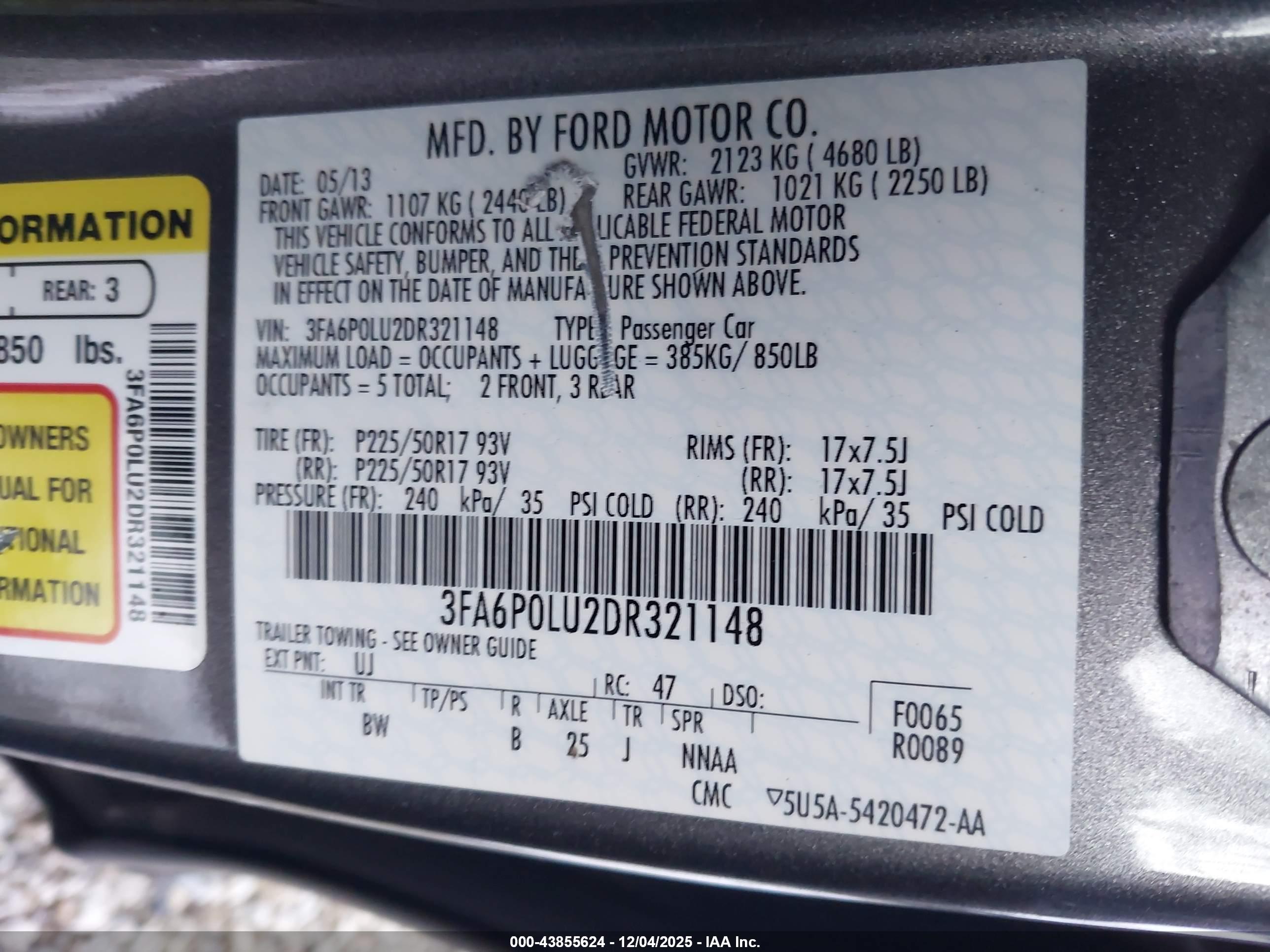 FORD FUSION image 9